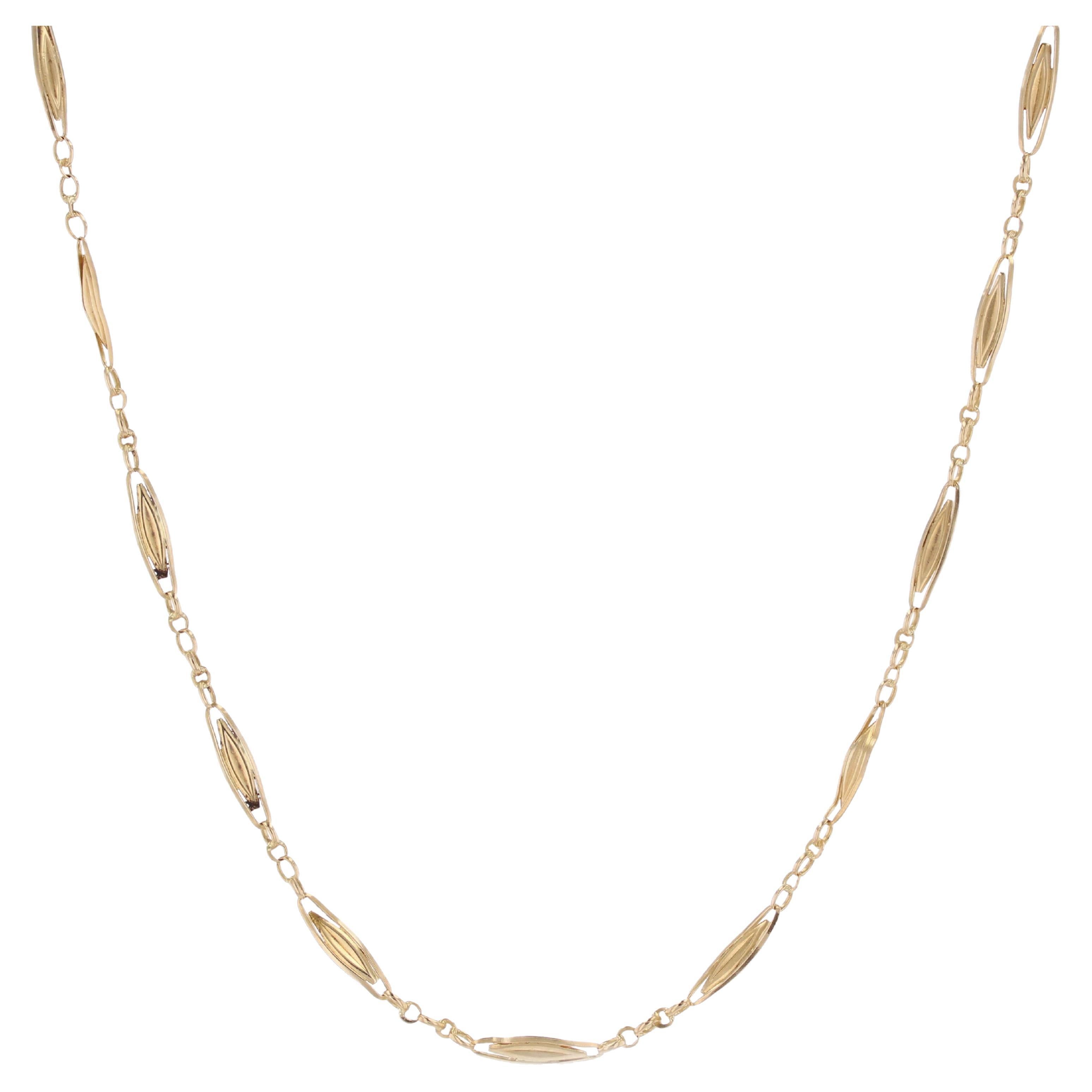 French 20th Century 18 Karat Yellow Gold Navette Link Chain Necklace