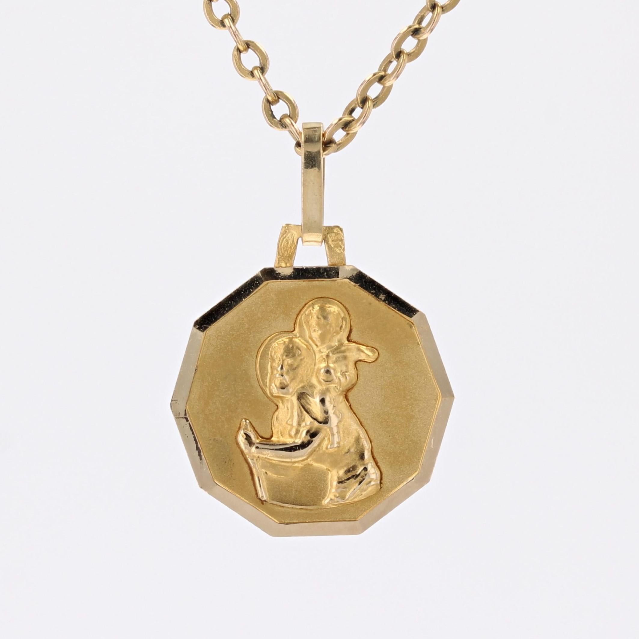 French 20th Century 18 Karat Yellow Gold Saint Christopher Medal Pendant For Sale 3