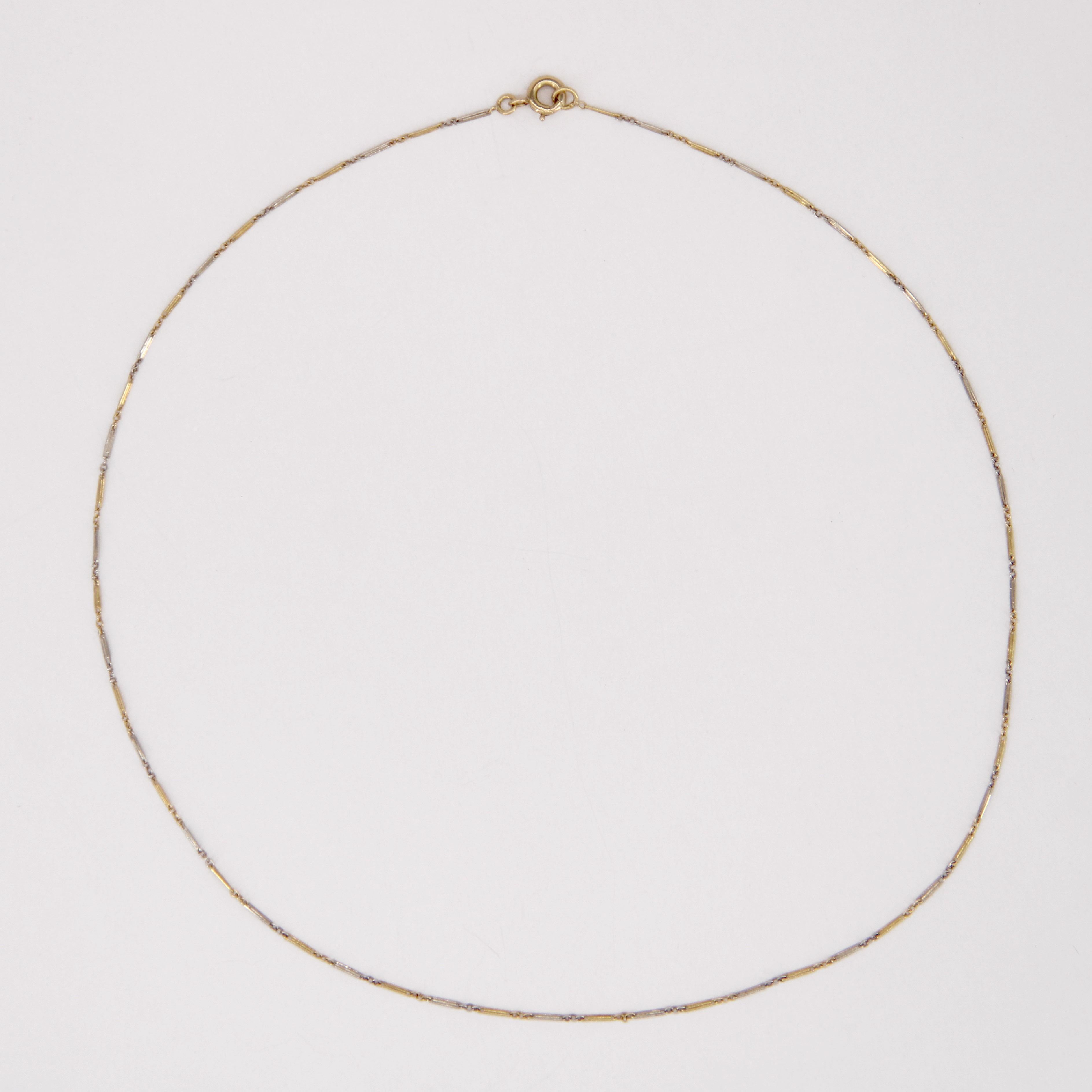 Chaîne collier à maillons en or jaune 18 carats du 20ème siècle en vente 1