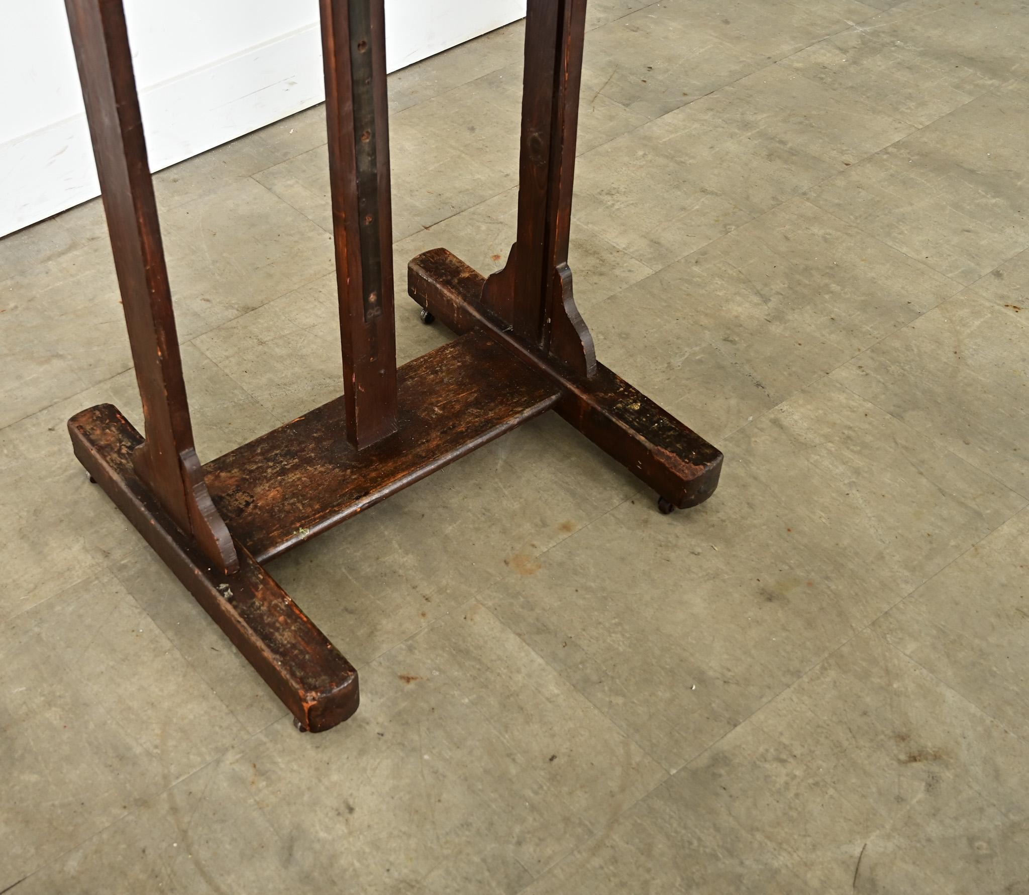 Cavalletto da artista regolabile francese del XX secolo in vendita 1