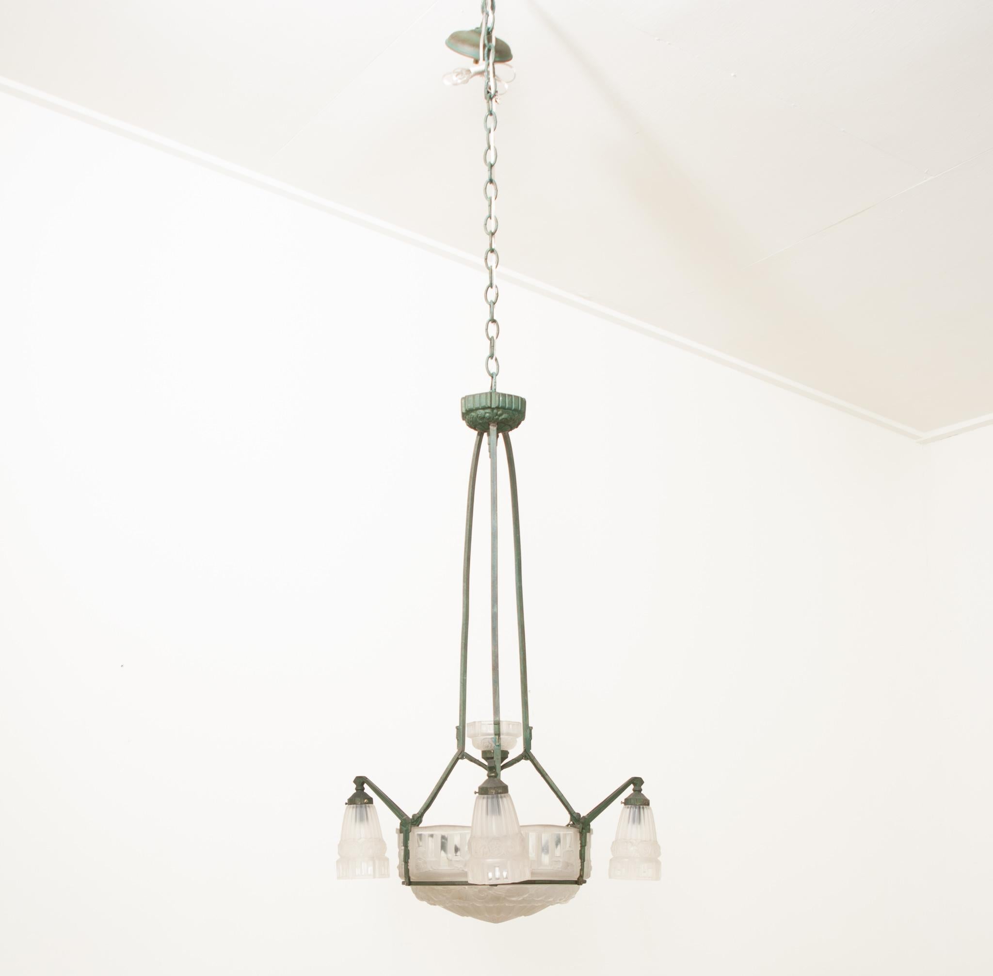 Metalwork French 20th Century Art Deco Chandelier For Sale