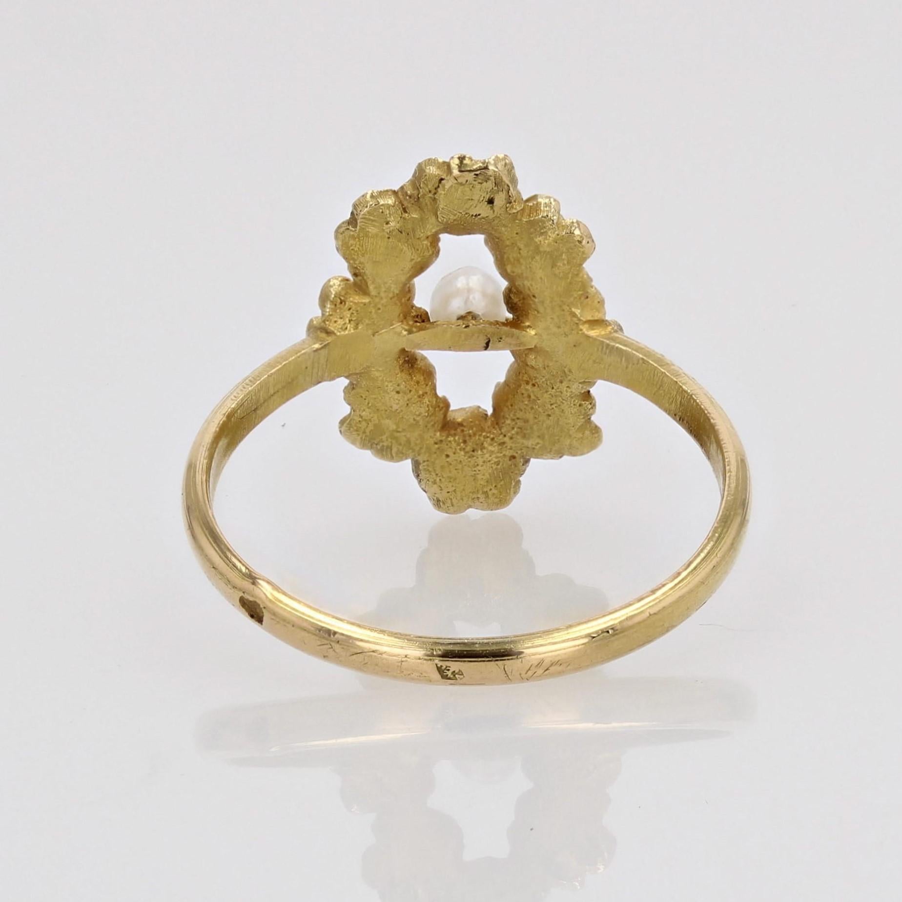 French 20th Century Art Nouveau Fine Pearl 18 Karat Yellow Gold Floral Ring 12