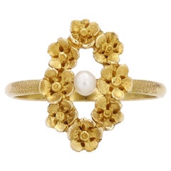 French 20th Century Art Nouveau Fine Pearl 18 Karat Yellow Gold Floral Ring