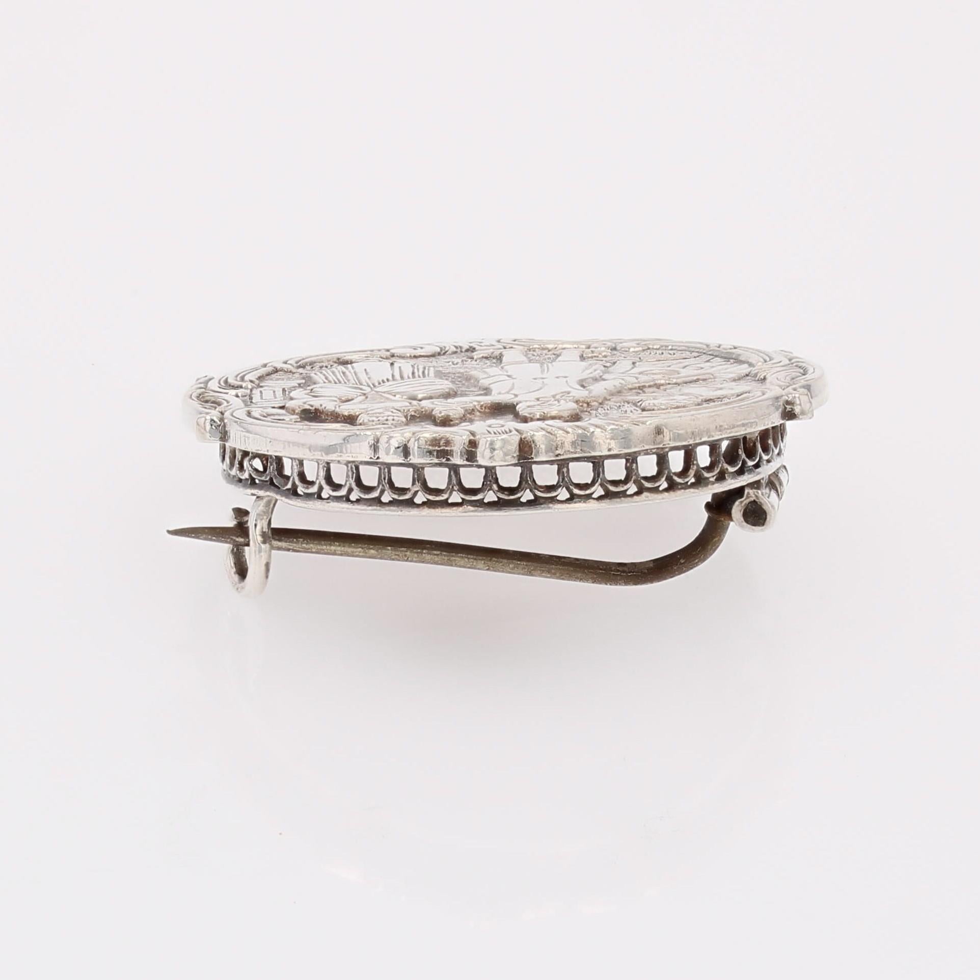 Broche en argent de style baroque français du 20e siècle en vente 5