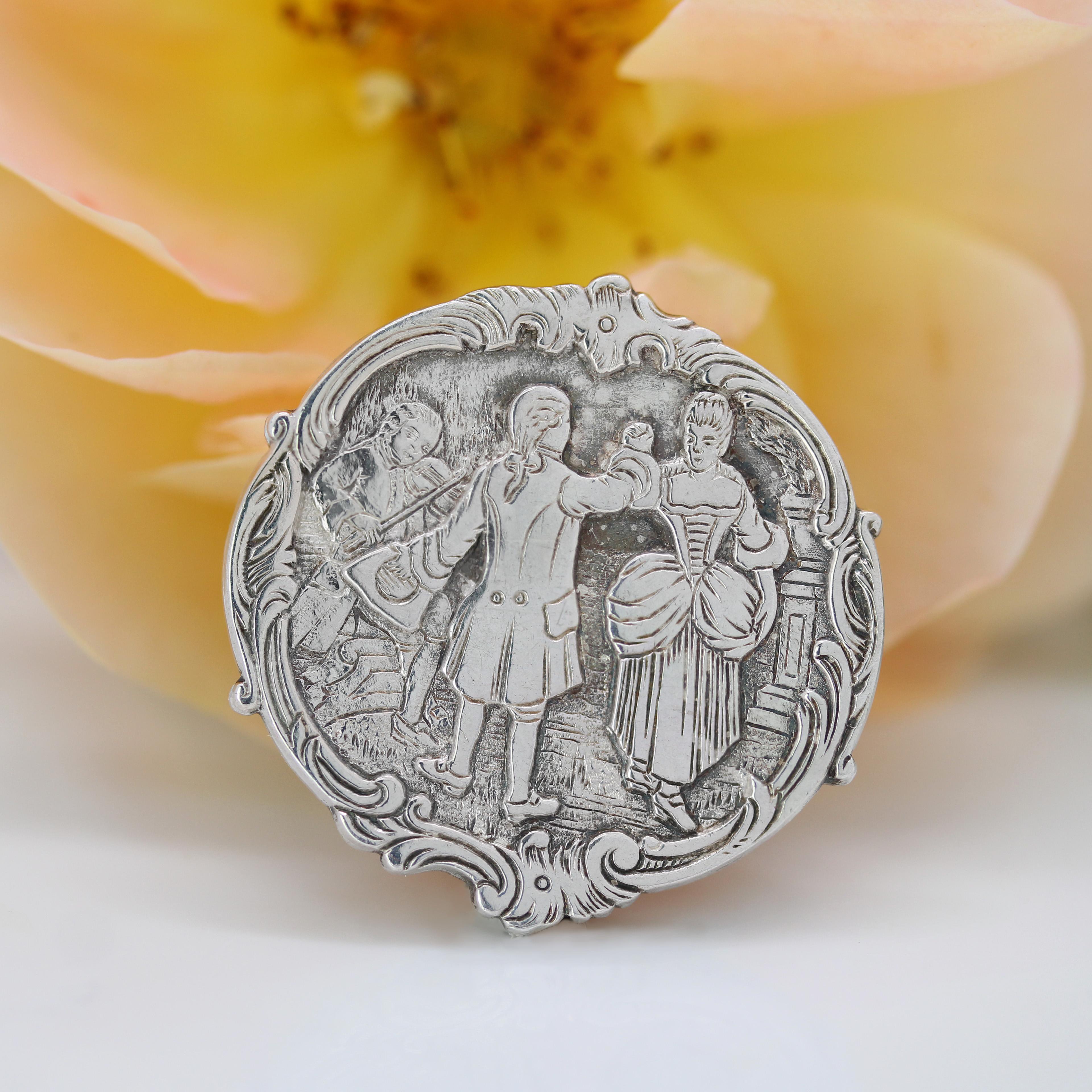Néo-baroque Broche en argent de style baroque français du 20e siècle en vente