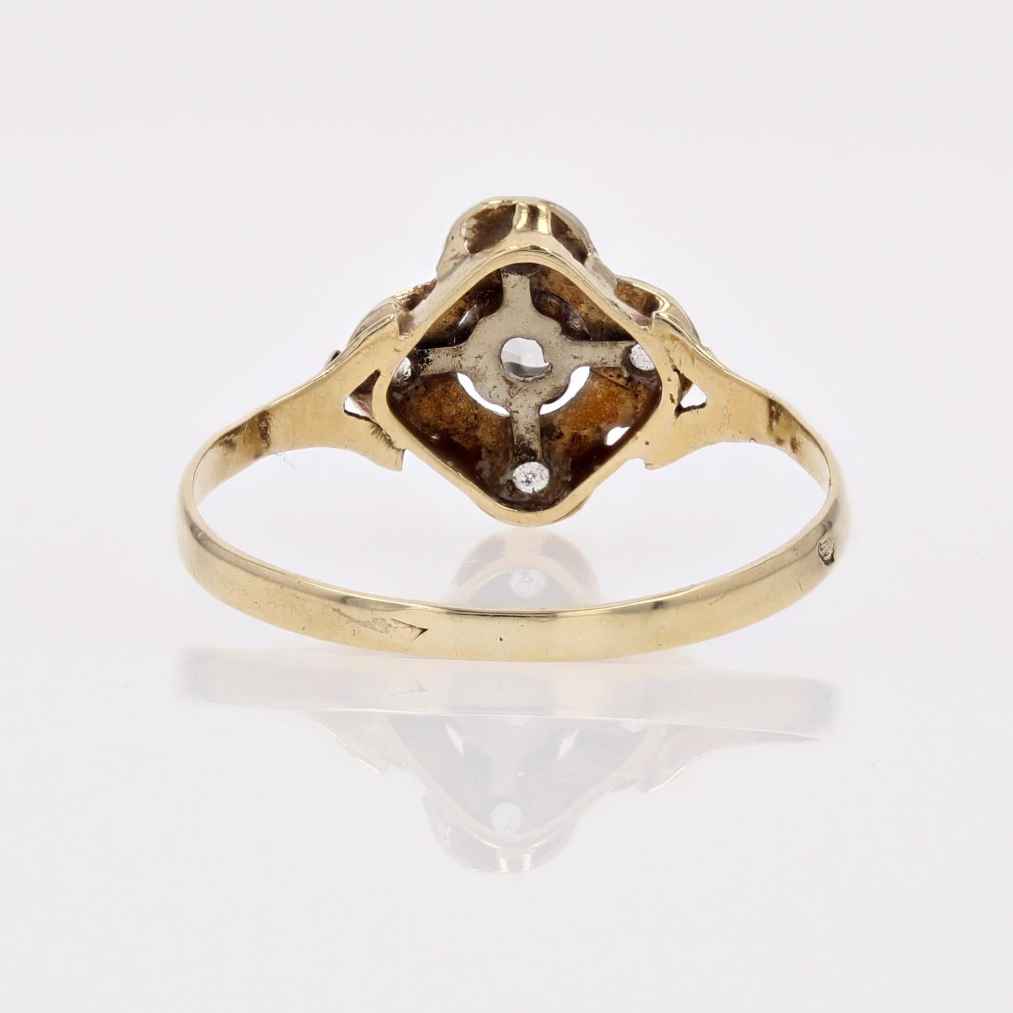French 20th Century Belle Epoque Diamonds 18 Karat Yellow White Gold Clover Ring In Good Condition In Poitiers, FR