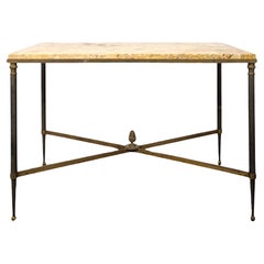 Table basse néoclassique française du 20e siècle en laiton et marbre