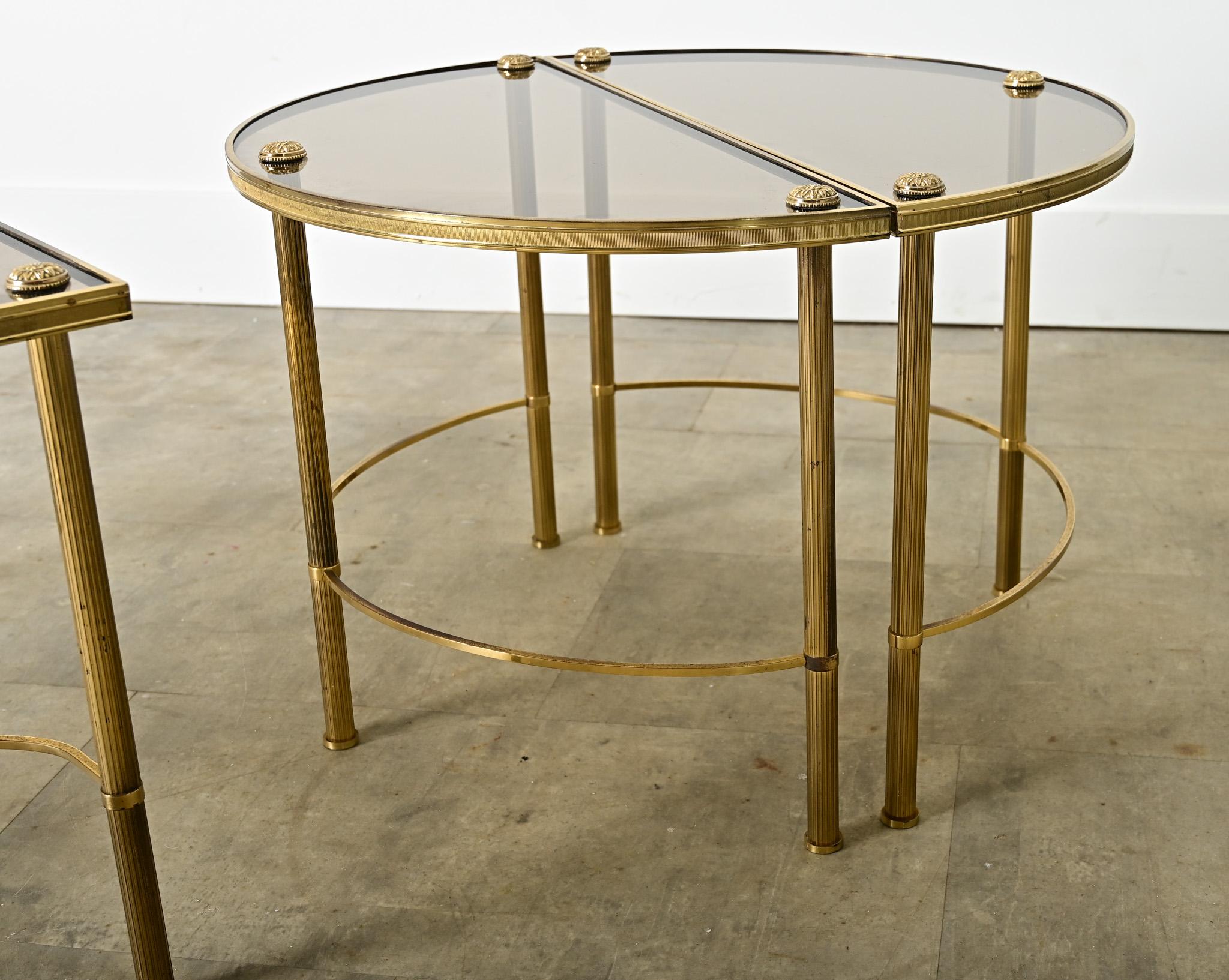 Ensemble de tables à cocktail en laiton et verre du 20e siècle français 3