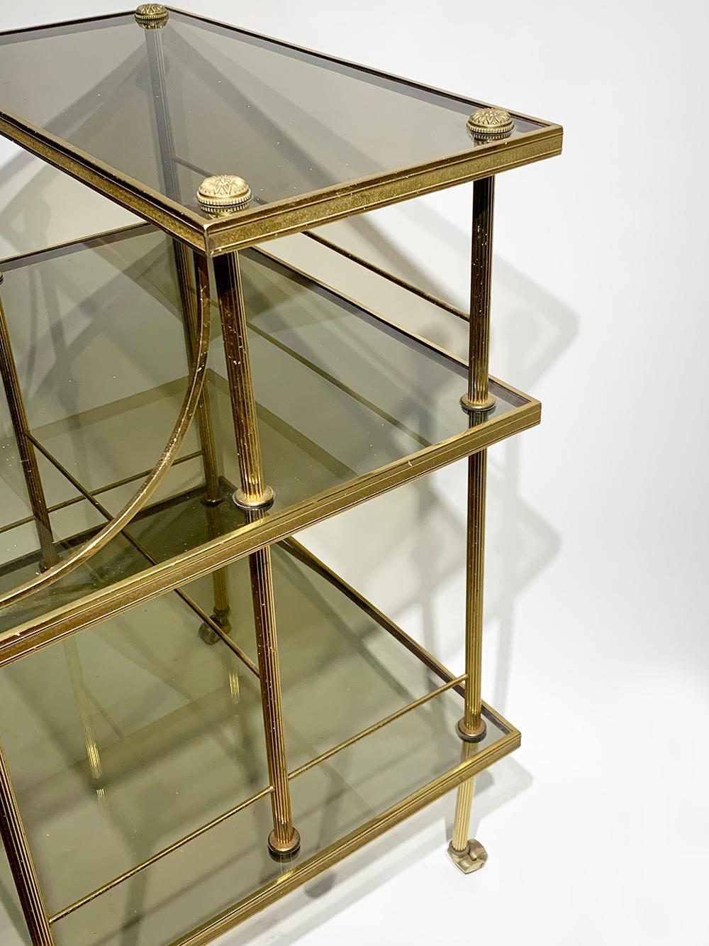 French 20th Century Brass & Glass Drinks Trolley, c.1970 In Good Condition For Sale In Beirut, LB