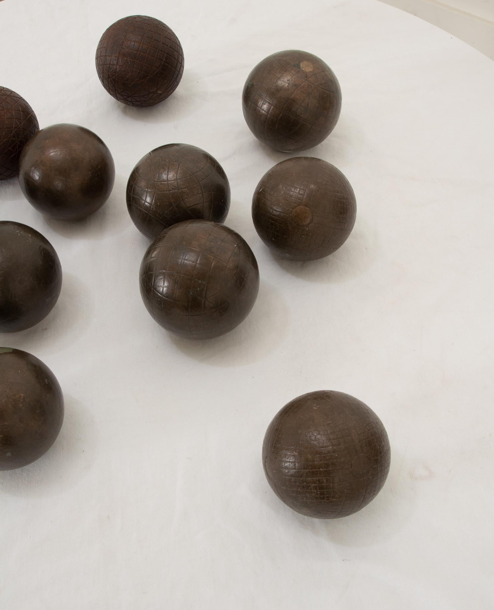 French 20th Century Collection of 12 Boules In Good Condition For Sale In Baton Rouge, LA