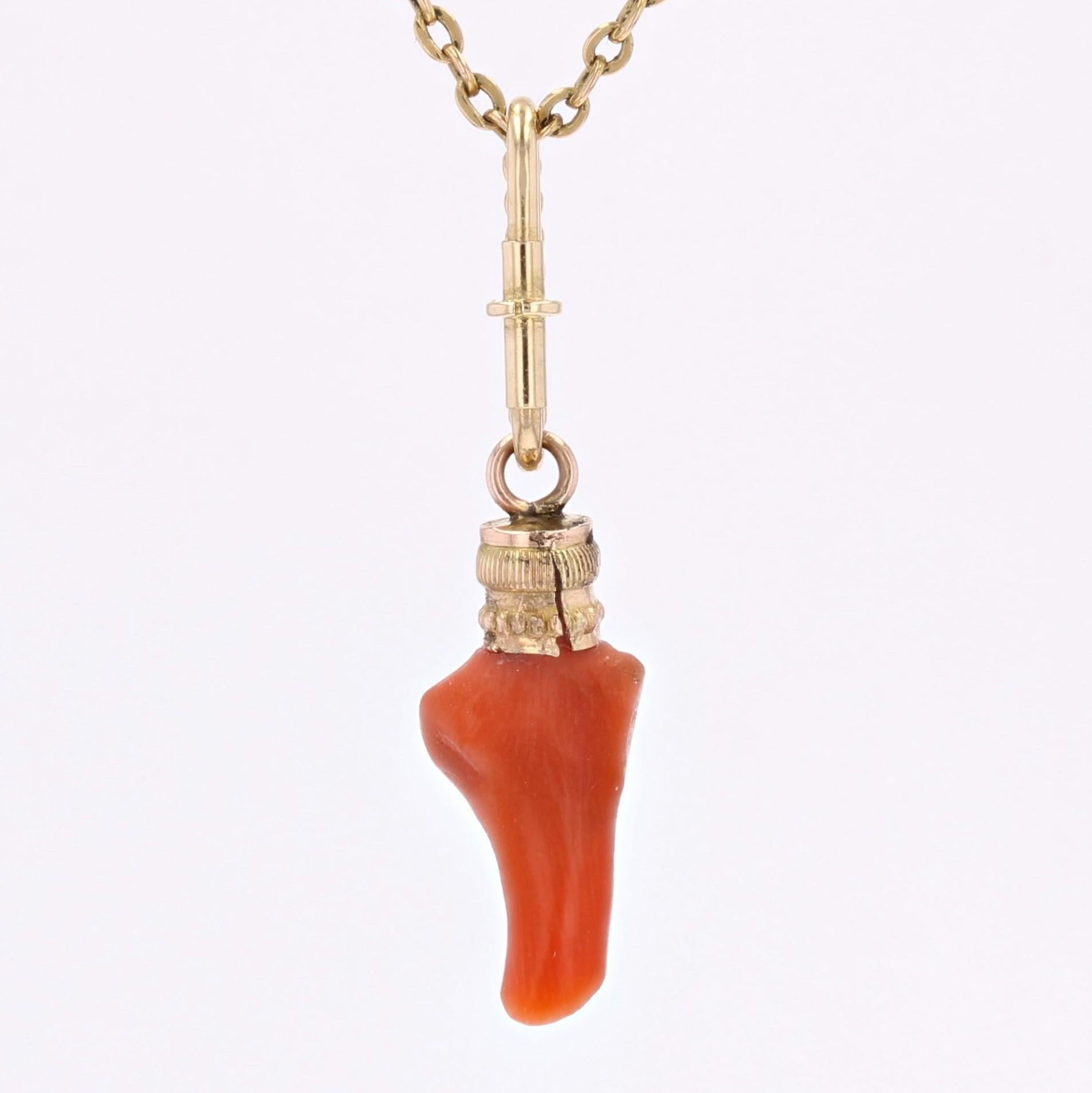 Uncut French 20th Century Coral 18 Karat Yellow Gold Pendant For Sale