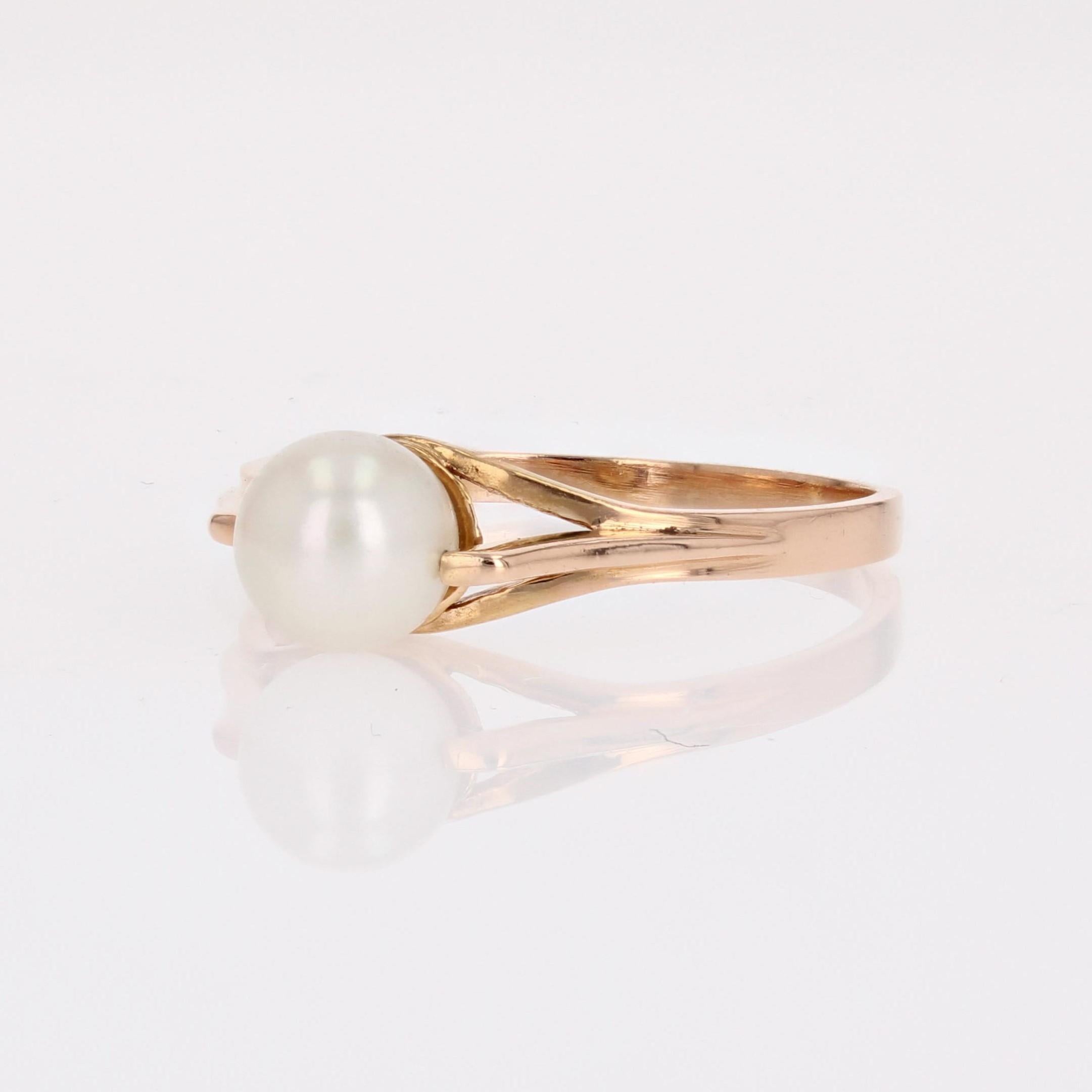 Perle Bague solitaire française du 20ème siècle en or rose 18 carats et perles de culture en vente