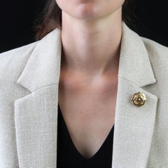 French 20th Century Cultured Pearl 18 Karat Yellow Gold Collar Brooch