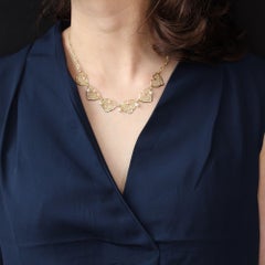 Collier drapé en or jaune 18 carats avec perles de culture françaises du XXe siècle