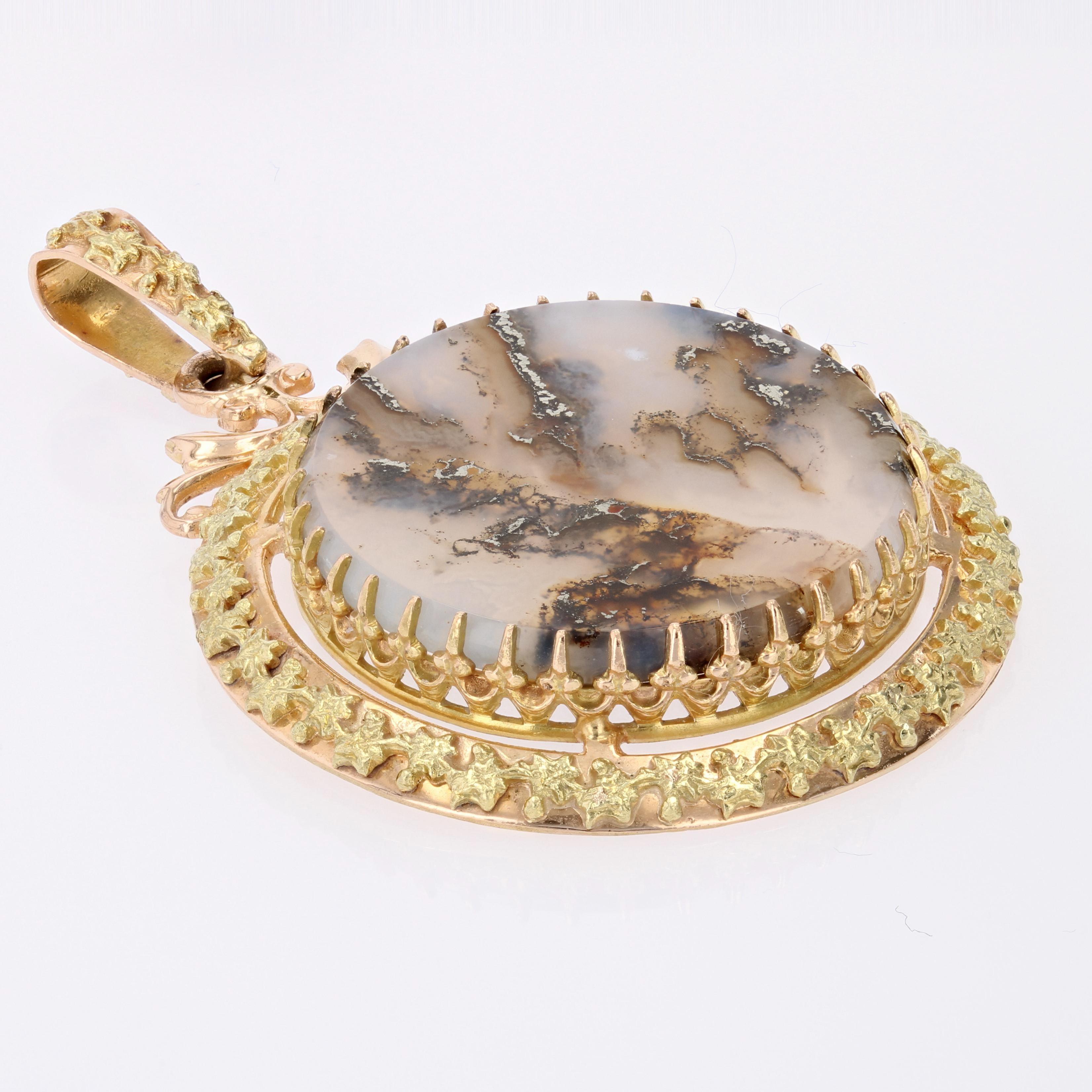 Belle Époque French 20th Century Dendritic Agate 18 Karat Rose Green Gold Pendant For Sale