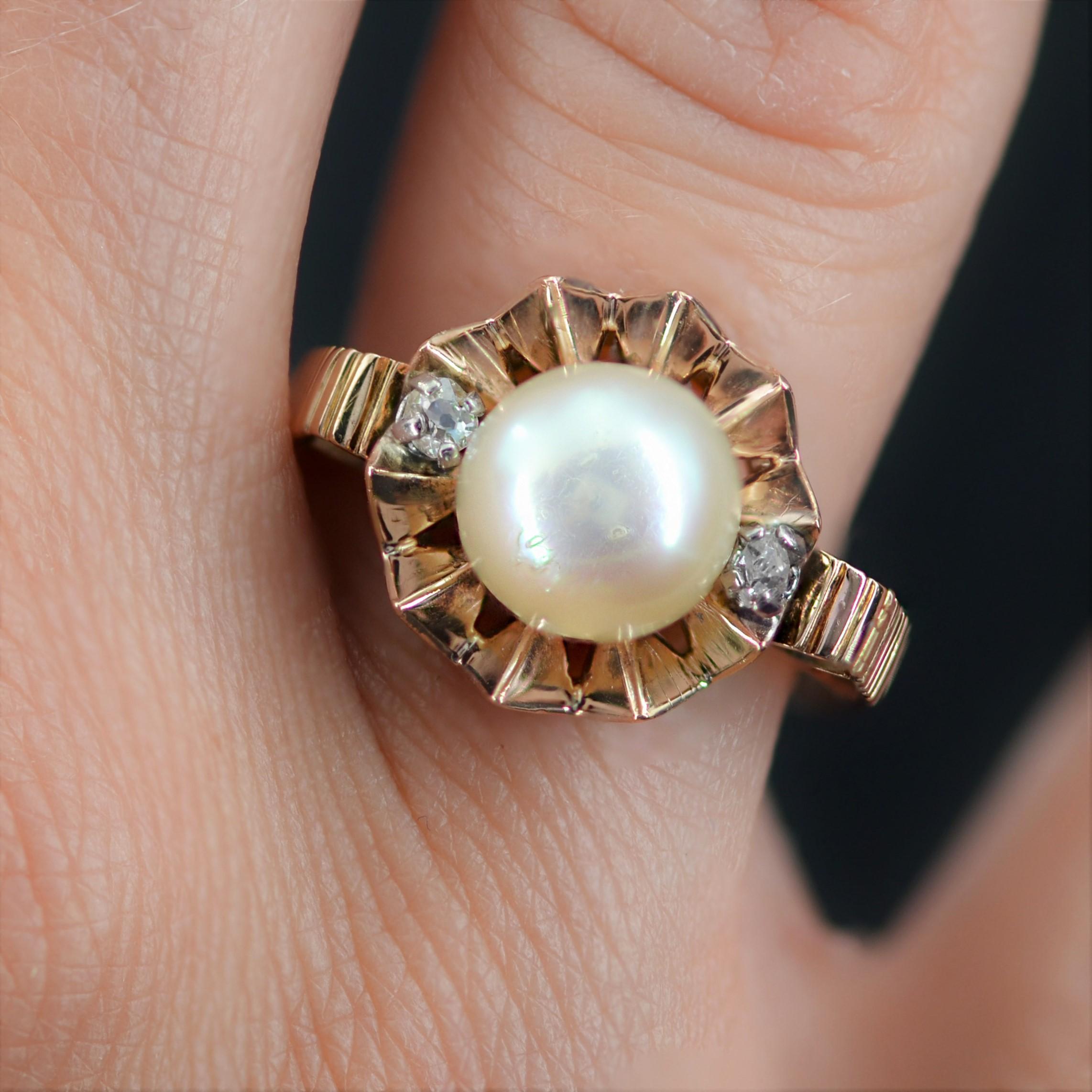 French, 20th Century, Diamond Pearl 18 Karat Rose Gold Crown Ring In Good Condition For Sale In Poitiers, FR