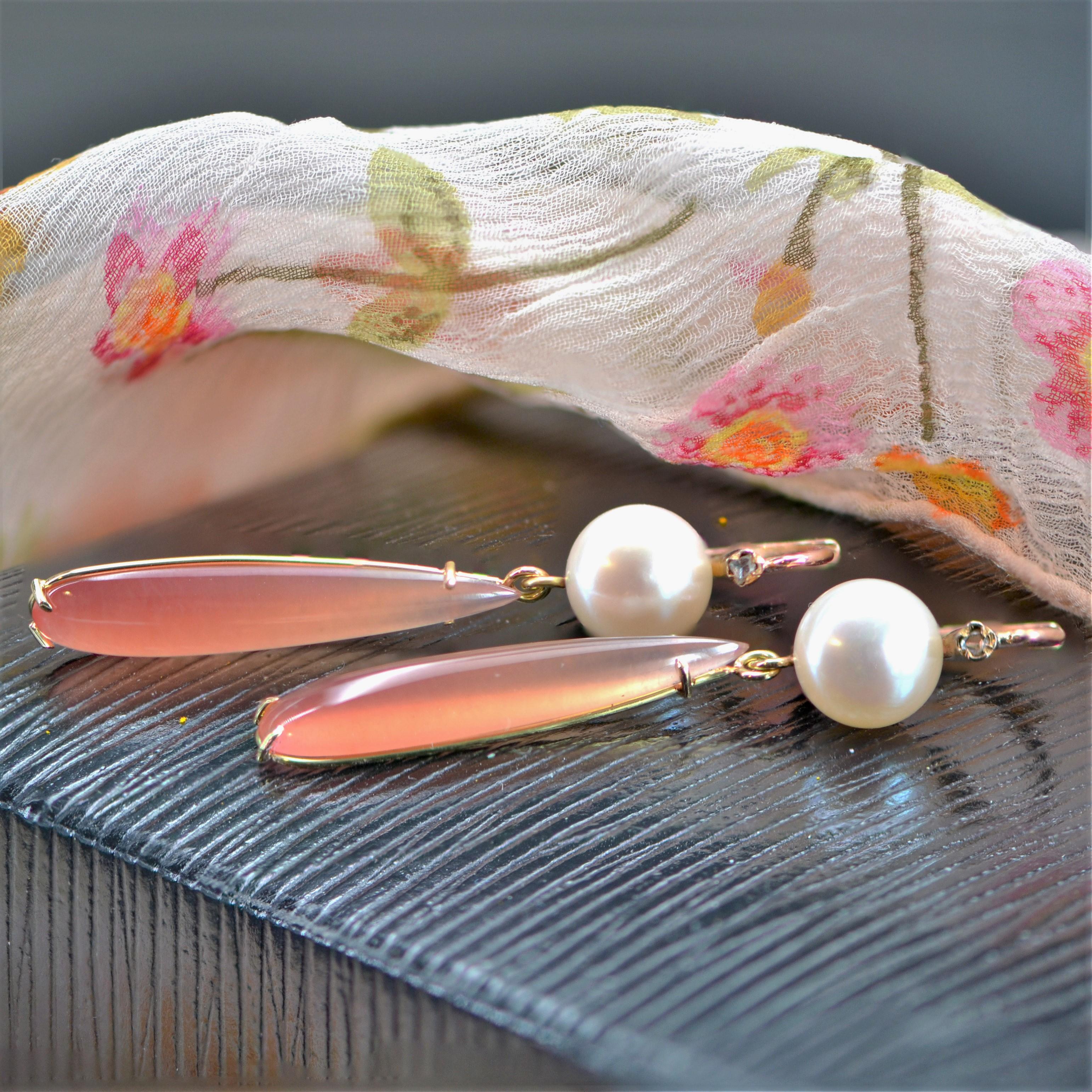 Women's French, 20th Century, Diamond Pearl Garnet 18 Karat Rose Gold Dangle Earrings For Sale