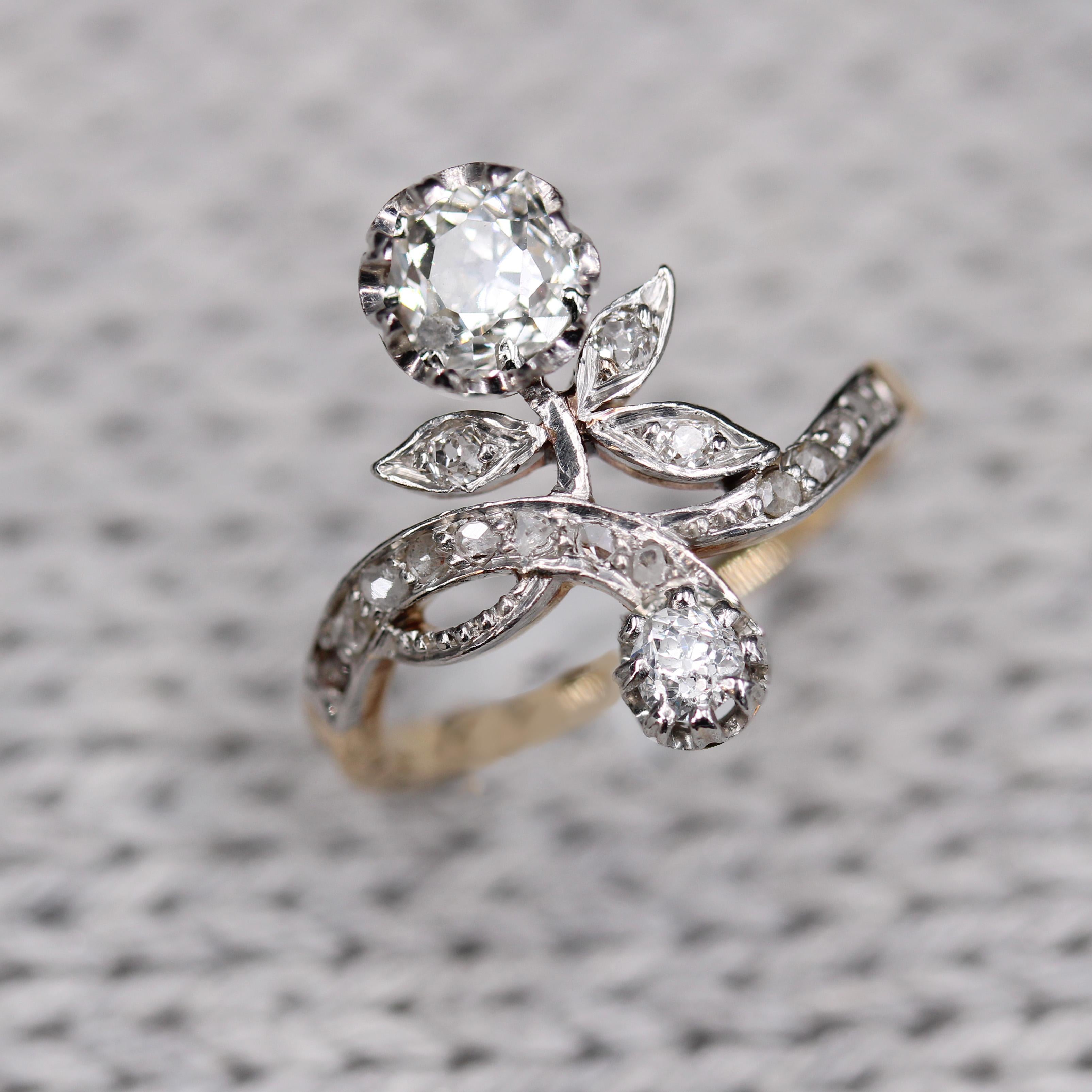 French 20th Century Diamonds 18 Karat Yellow Gold Belle Epoque Floral Ring For Sale 4