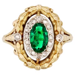 Antique French 20th Century Emerald Diamonds 18 Karat Yellow Gold Ring