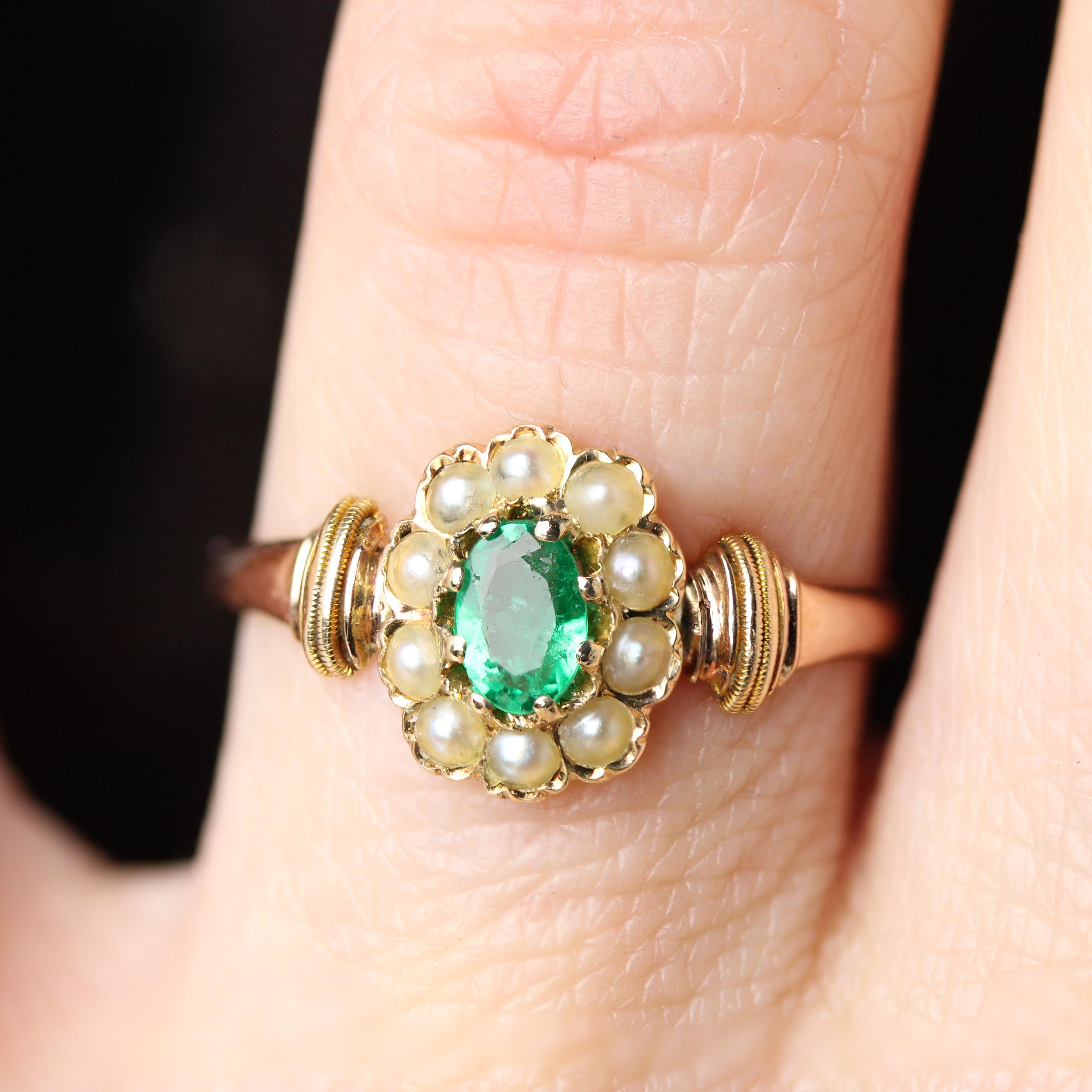 Women's French 20th Century Emerald Fine Pearls 18 Karat Rose Gold Daisy Ring