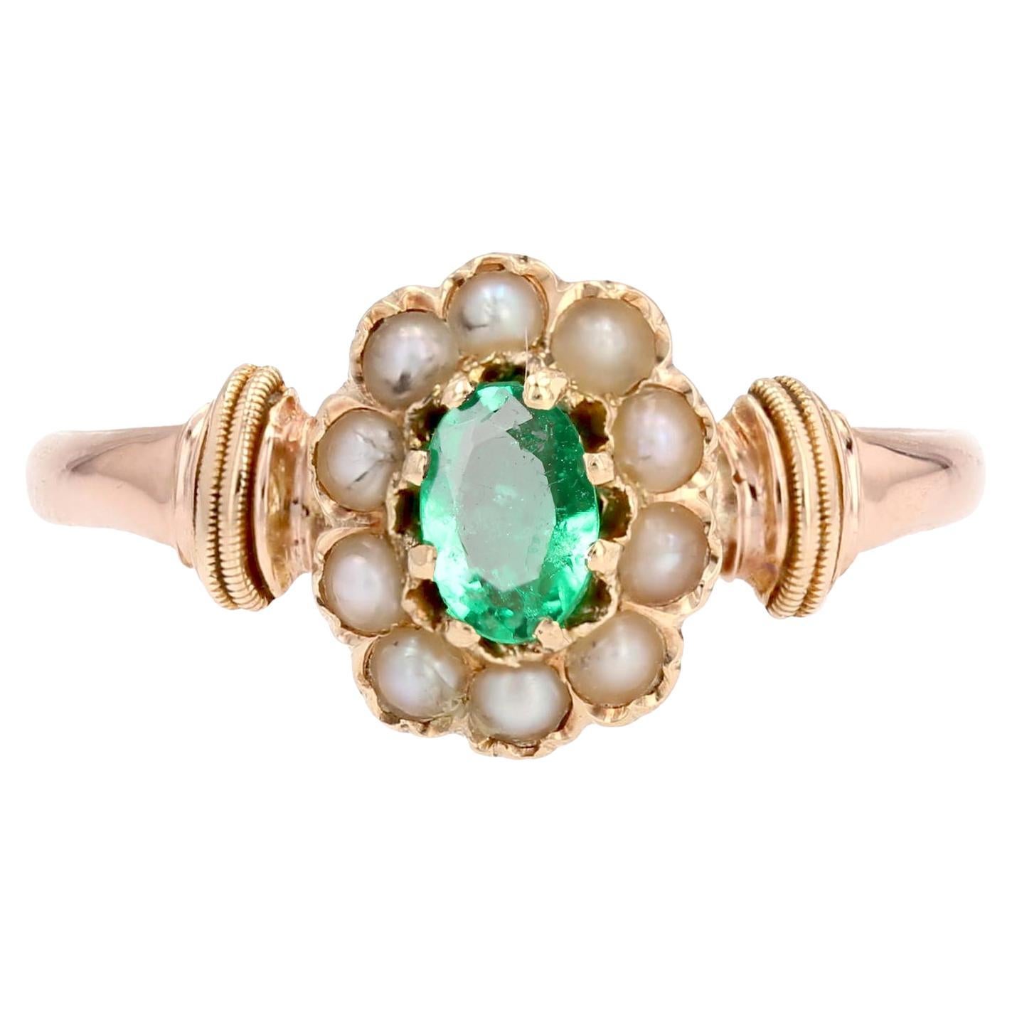 French 20th Century Emerald Fine Pearls 18 Karat Rose Gold Daisy Ring