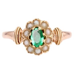 French 20th Century Emerald Fine Pearls 18 Karat Rose Gold Daisy Ring