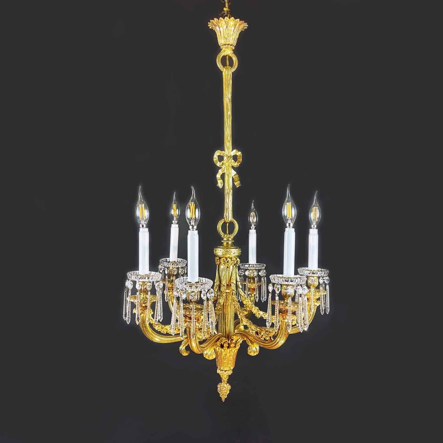 Baccarat Crystal and Ormolu Chandelier French 20th Century Empire Style Pendant In Good Condition In Milan, IT