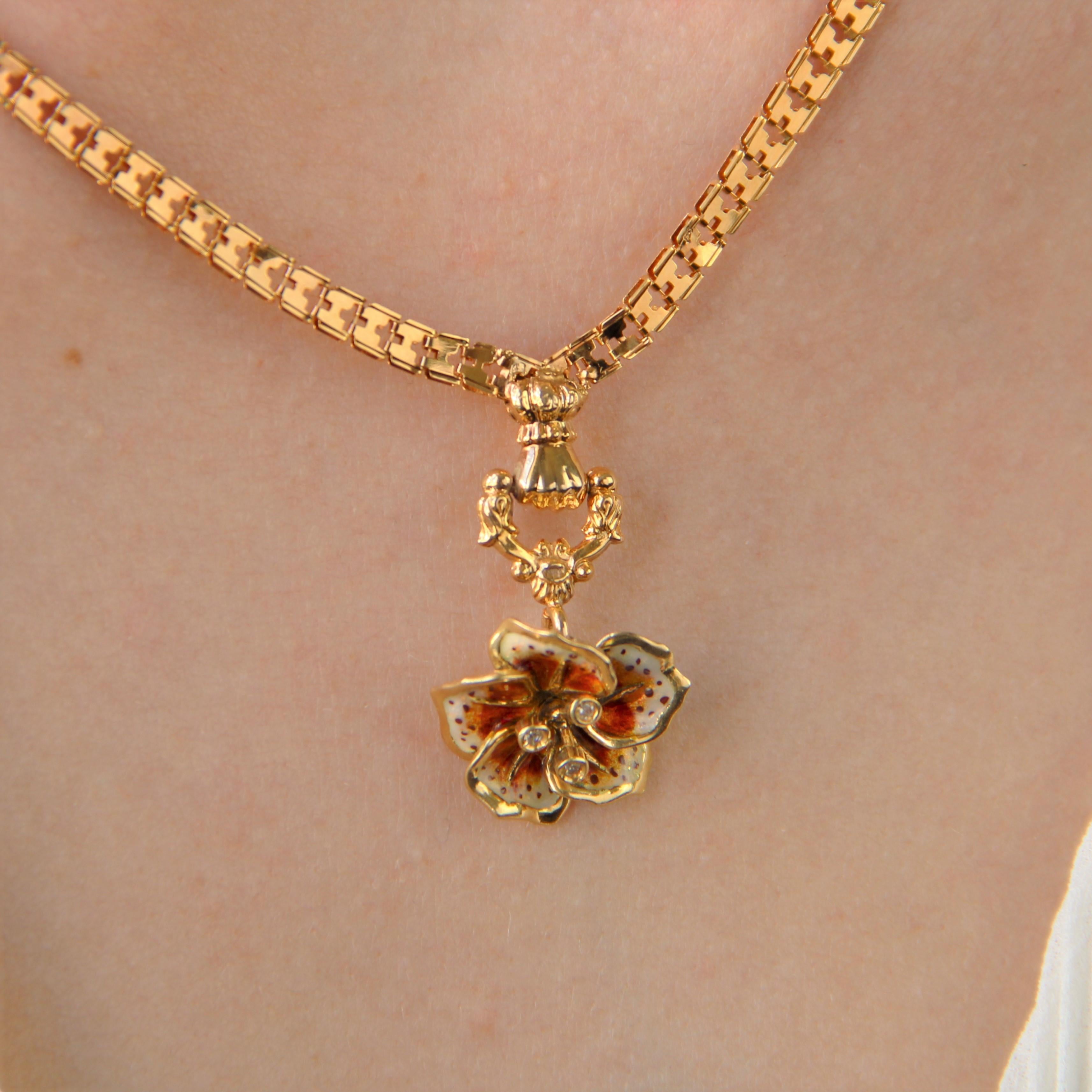 French 20th Century Enamelled Diamond Flower 18 Karat Yellow Gold Necklace 7