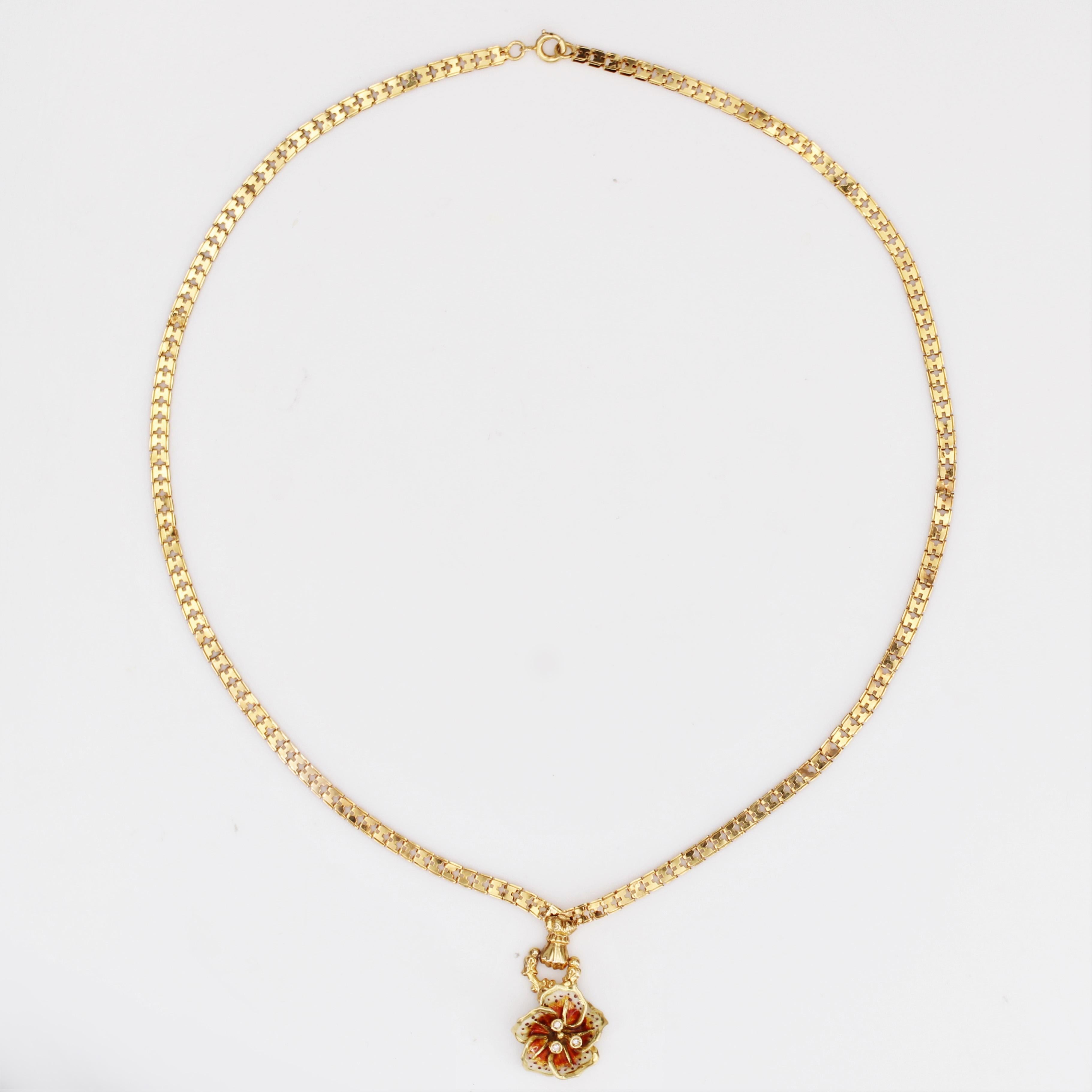 Belle Époque French 20th Century Enamelled Diamond Flower 18 Karat Yellow Gold Necklace