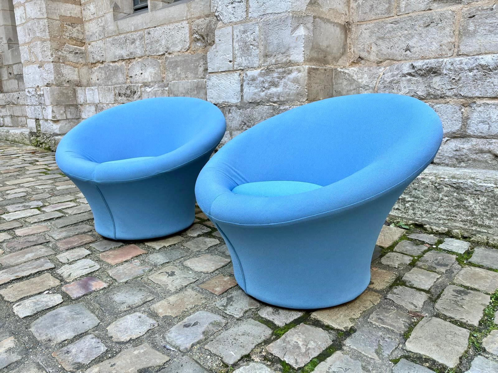 French 20th Century Fabric by Pierre Paulin Mid-Century Modern Armchair For Sale 3