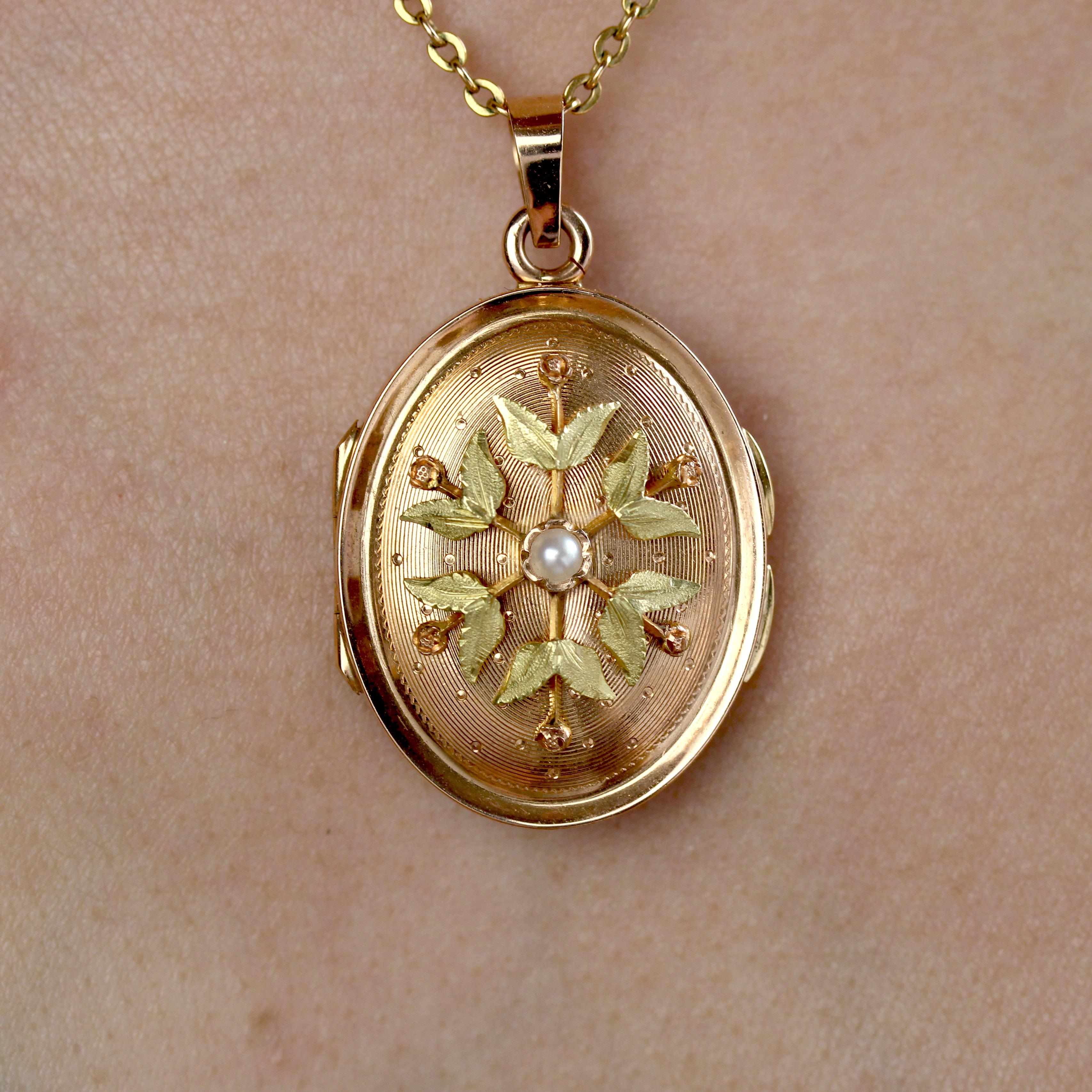 Pendentif ovale en or rose vert 18 carats avec perles fines du 20ème siècle en vente 3