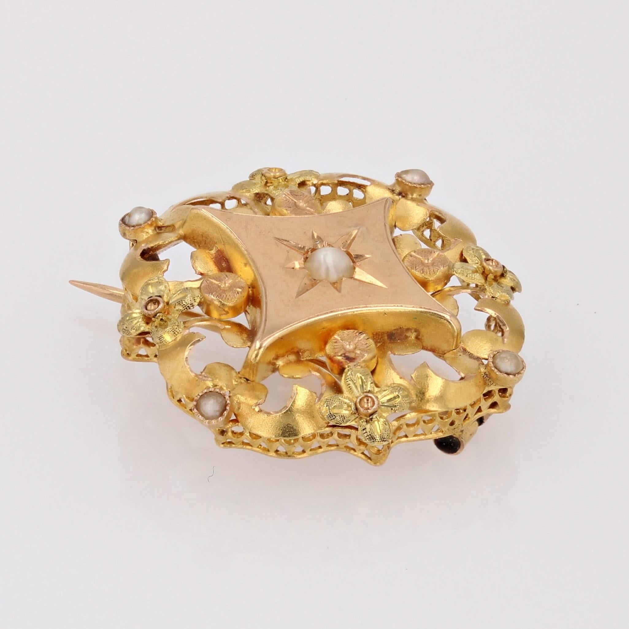 French 20th Century Fine Pearl 18 Karat Rose Green Yellow Gold Collar Brooch In Good Condition For Sale In Poitiers, FR