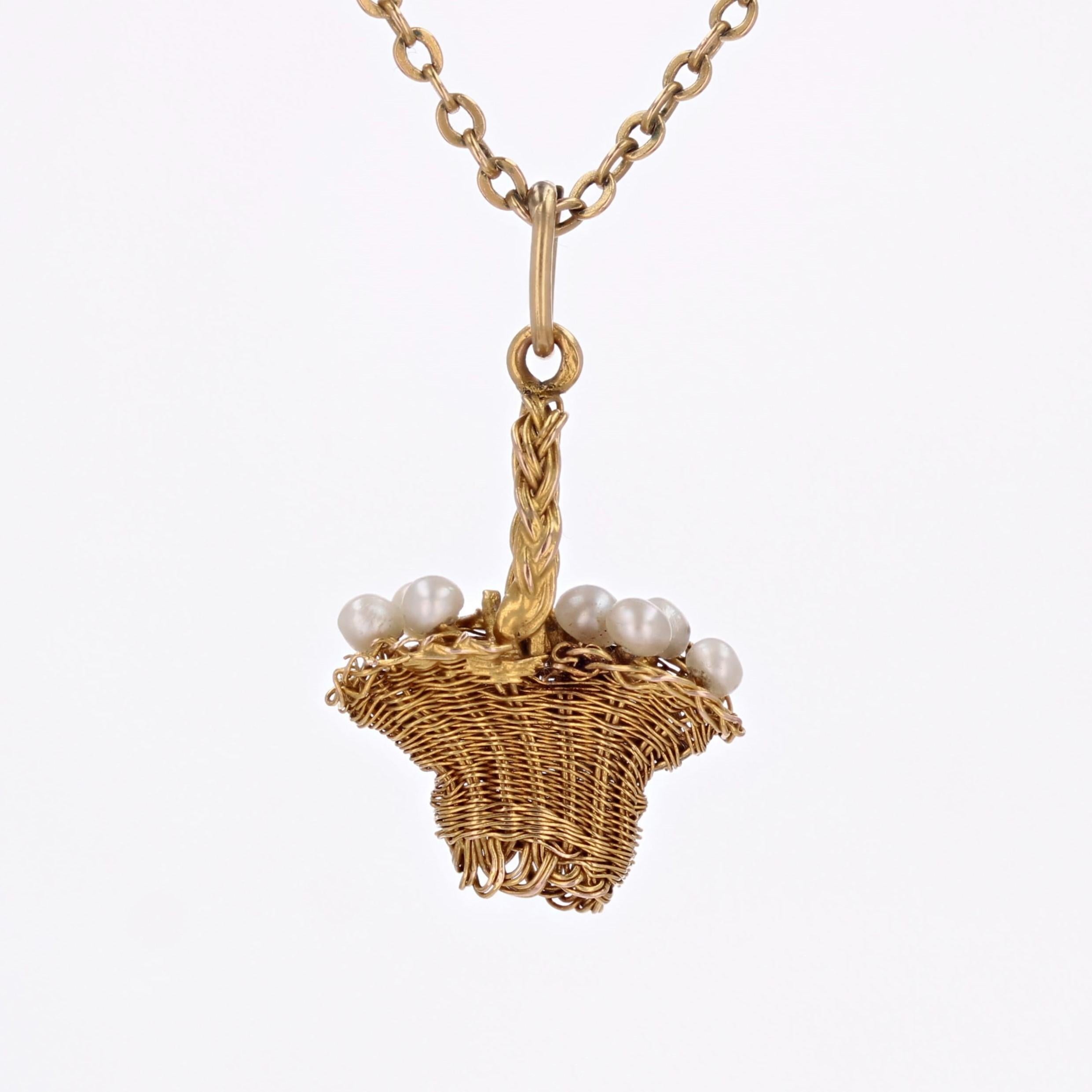Pendentif panier français du 20ème siècle en or jaune 18 carats et perles fines Bon état - En vente à Poitiers, FR