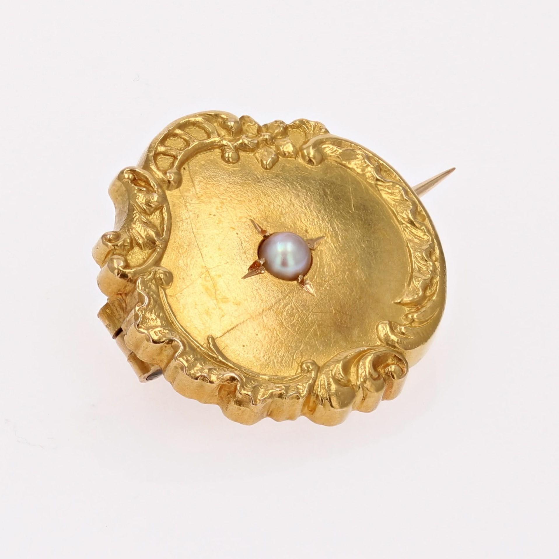 Broche collier en or jaune 18 carats, perle fine, française du 20e siècle Bon état - En vente à Poitiers, FR
