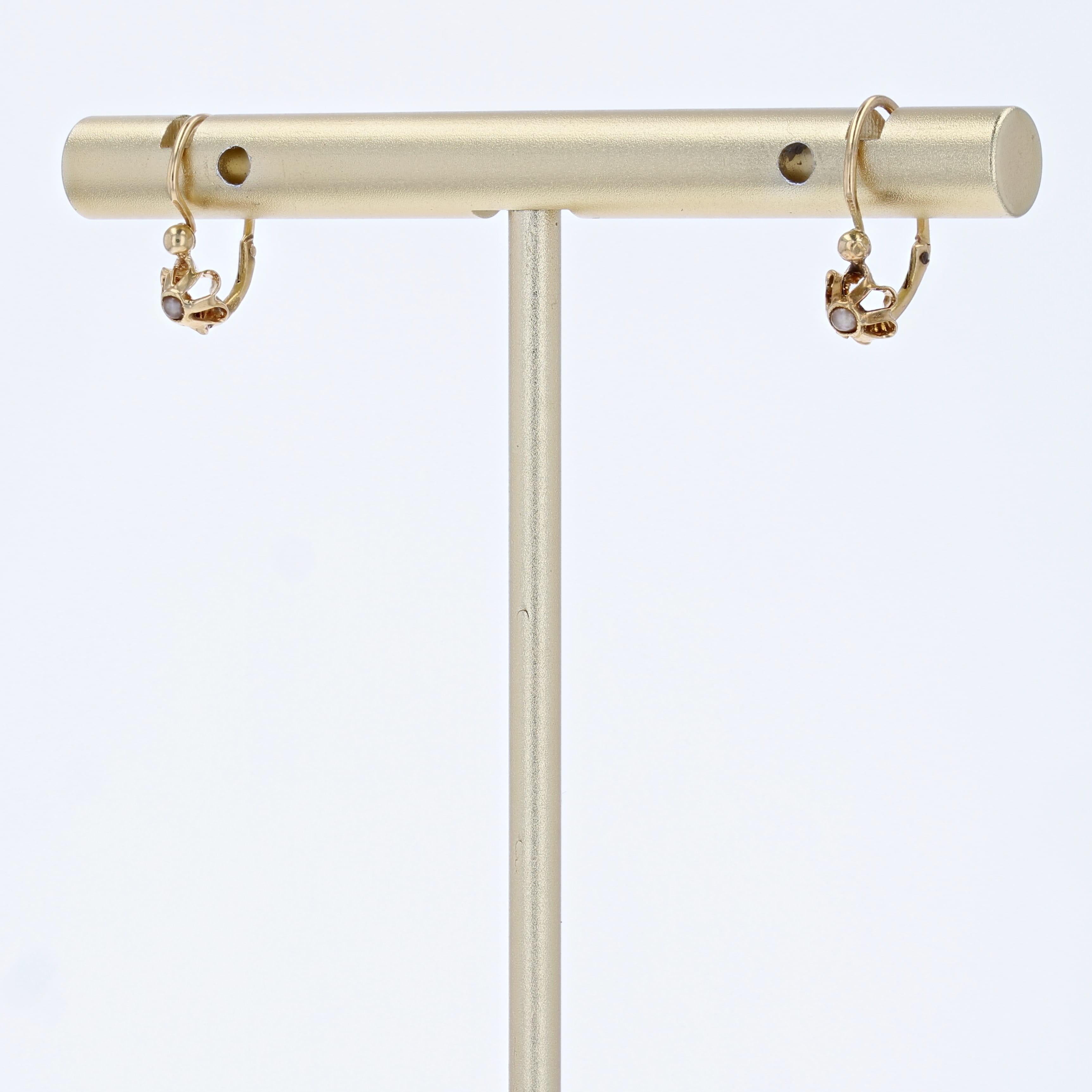 Belle Époque French 20th Century Fine Pearl 18 Karat Yellow Gold Lever Back Earrings For Sale