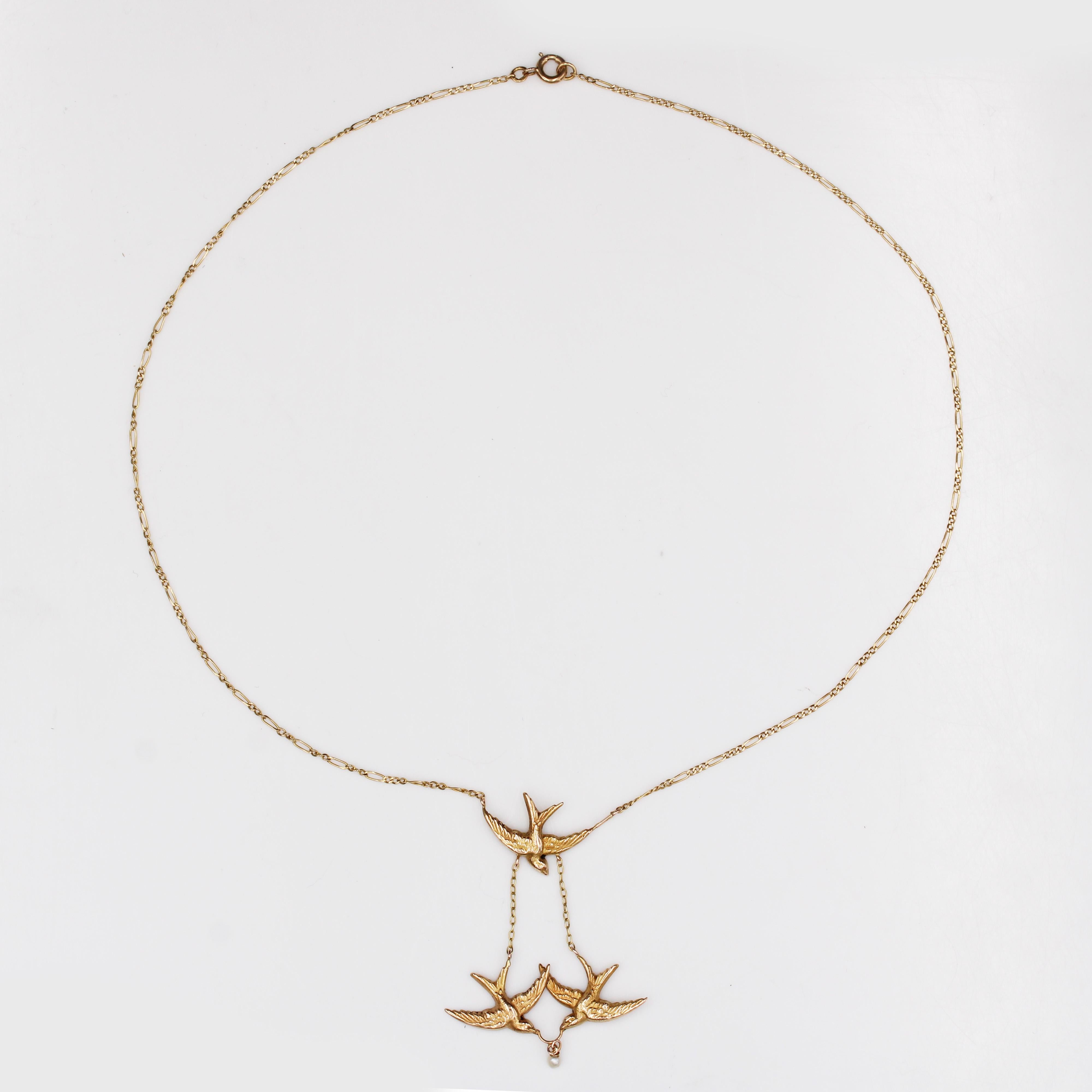 Bead French 20th Century Fine Pearl 18 Karat Yellow Gold Swallows Necklace For Sale
