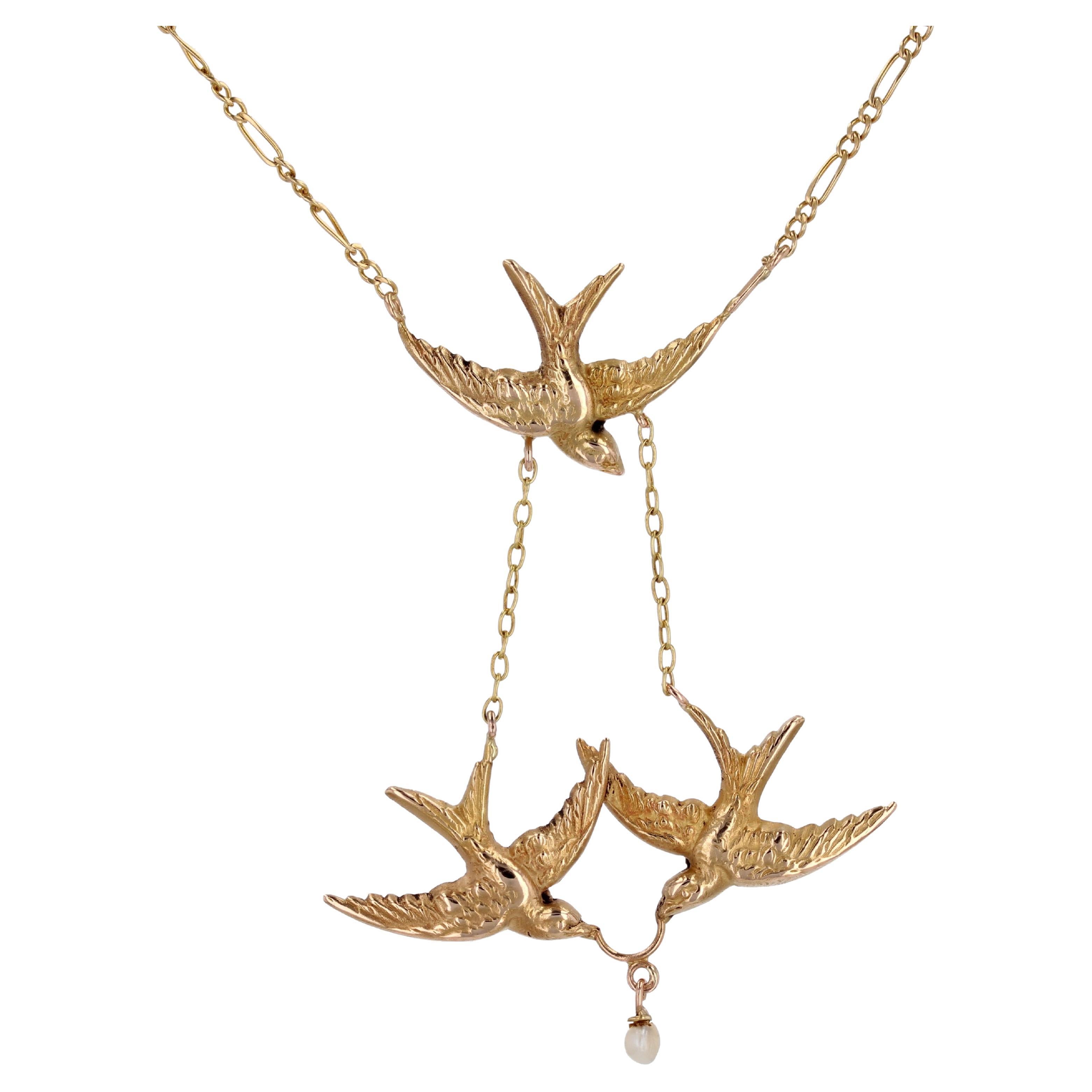 French 20th Century Fine Pearl 18 Karat Yellow Gold Swallows Necklace For Sale
