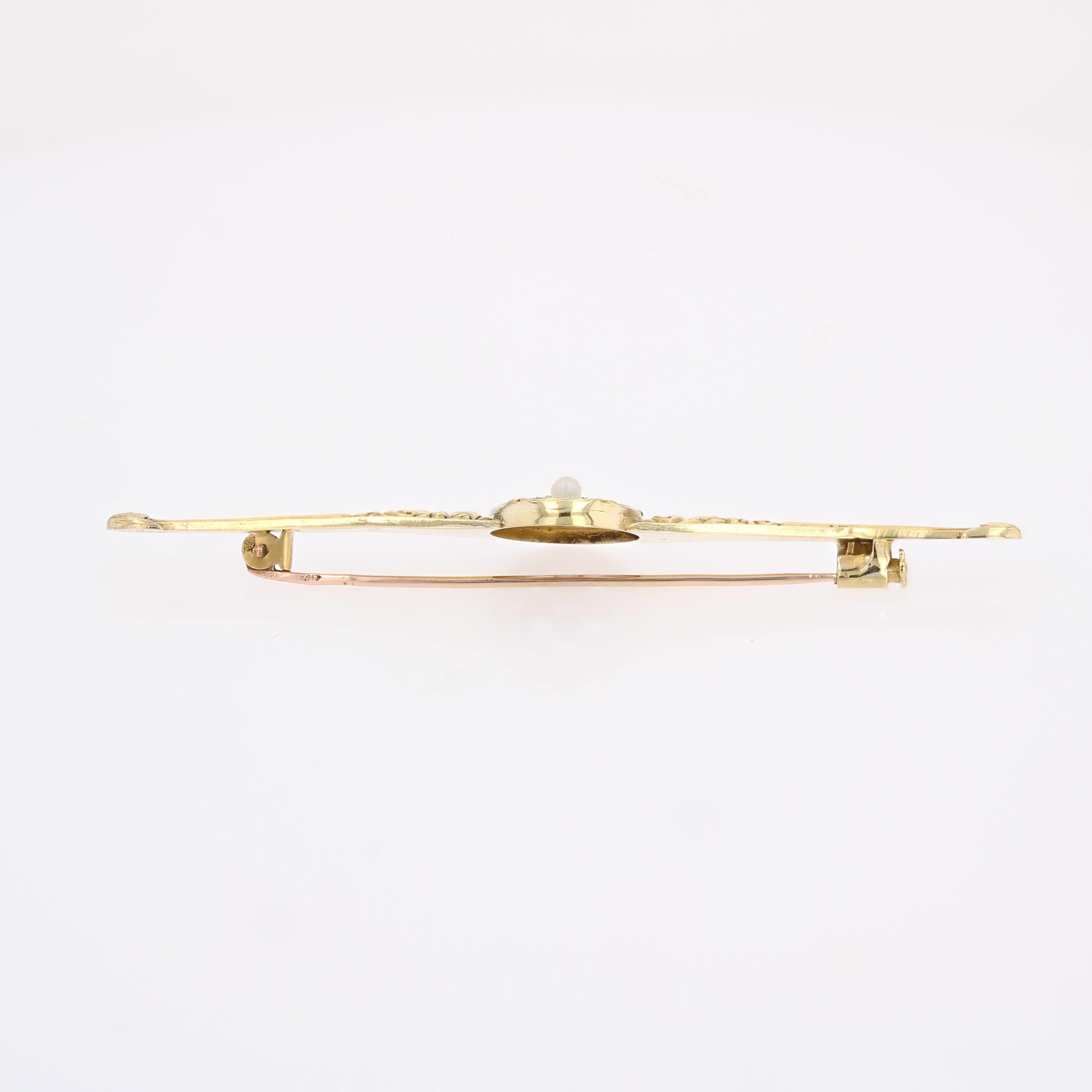 French 20th Century Fine Pearl Diamonds 18 Karat Yellow Gold Bar Brooch For Sale 7