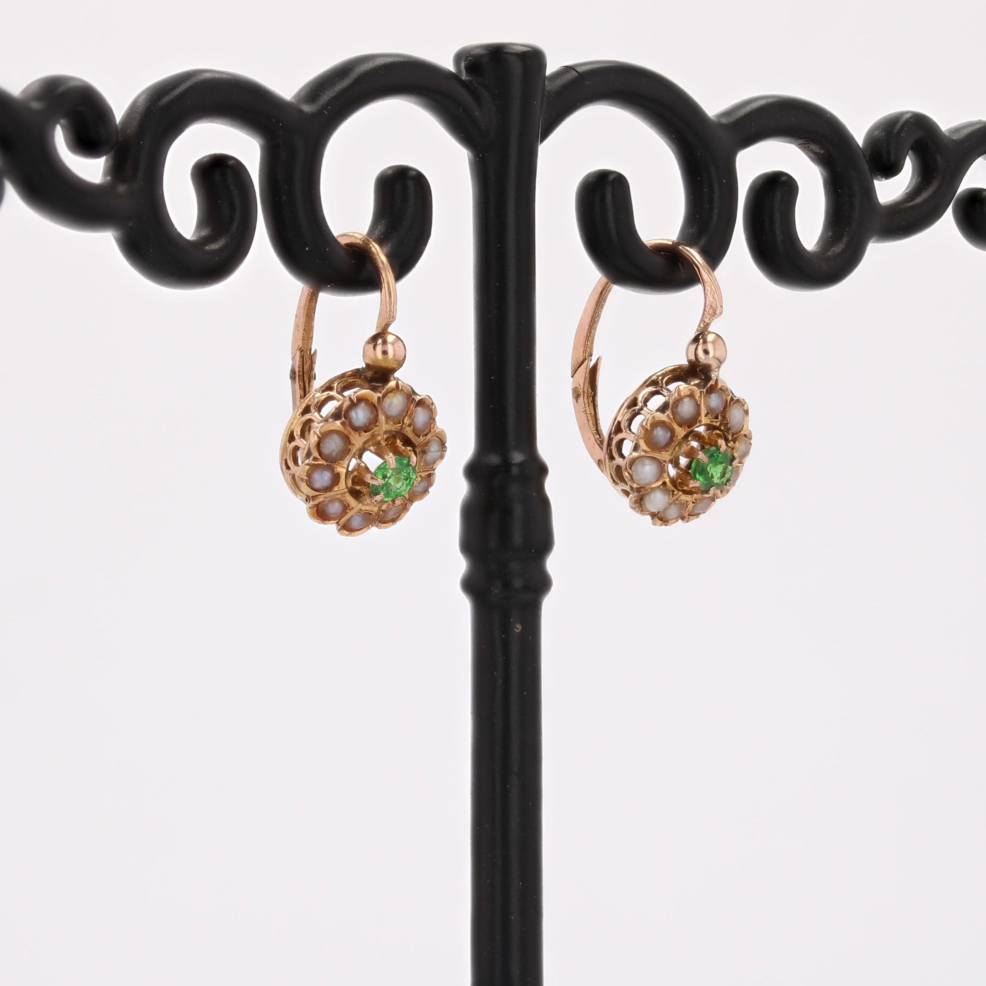 Orecchini a leva in oro rosa 18 K.K. con perle fini del XX secolo francese In condizioni buone in vendita a Poitiers, FR