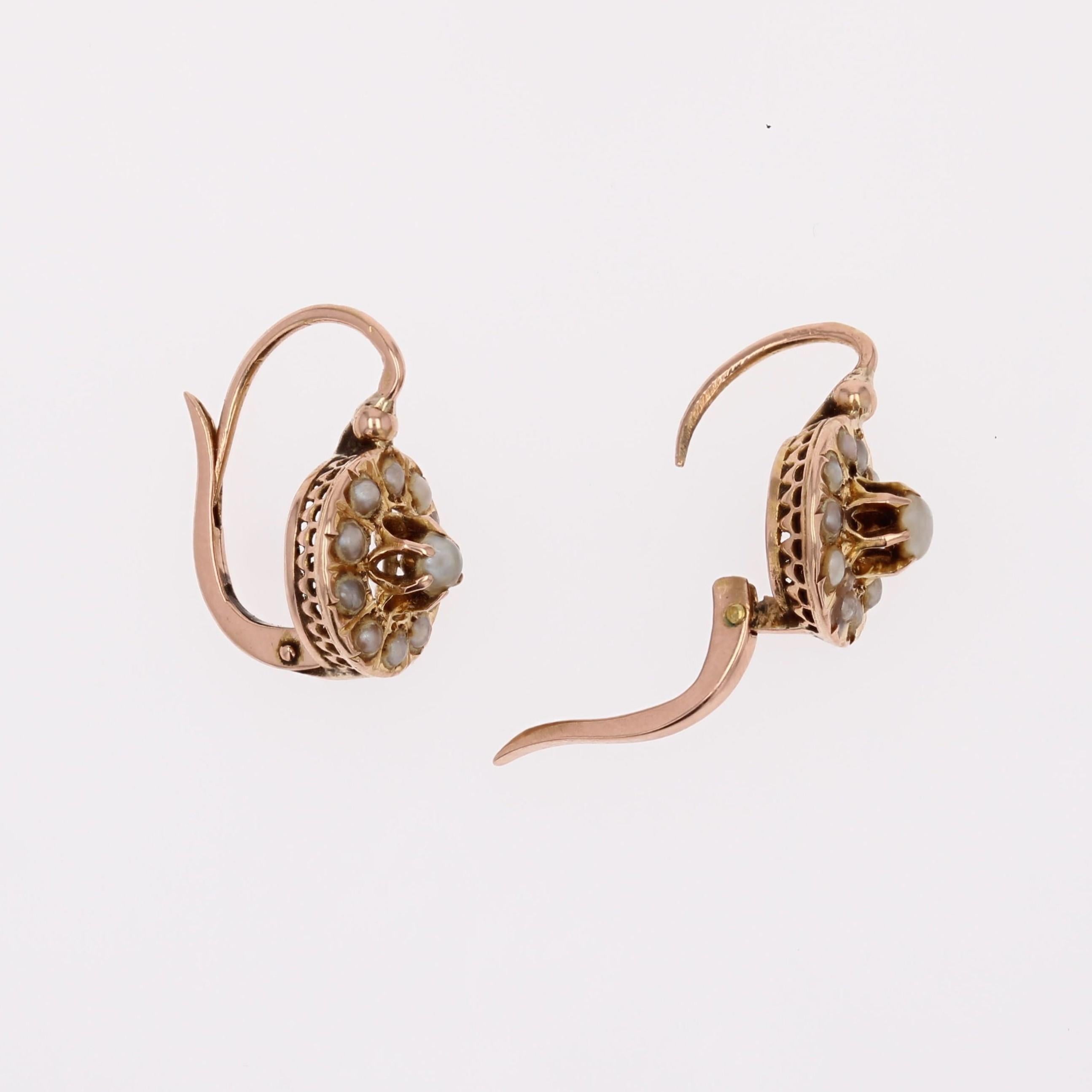Pendientes de palanca de oro rosa de 18 quilates con perlas finas francesas del siglo XX en venta 4