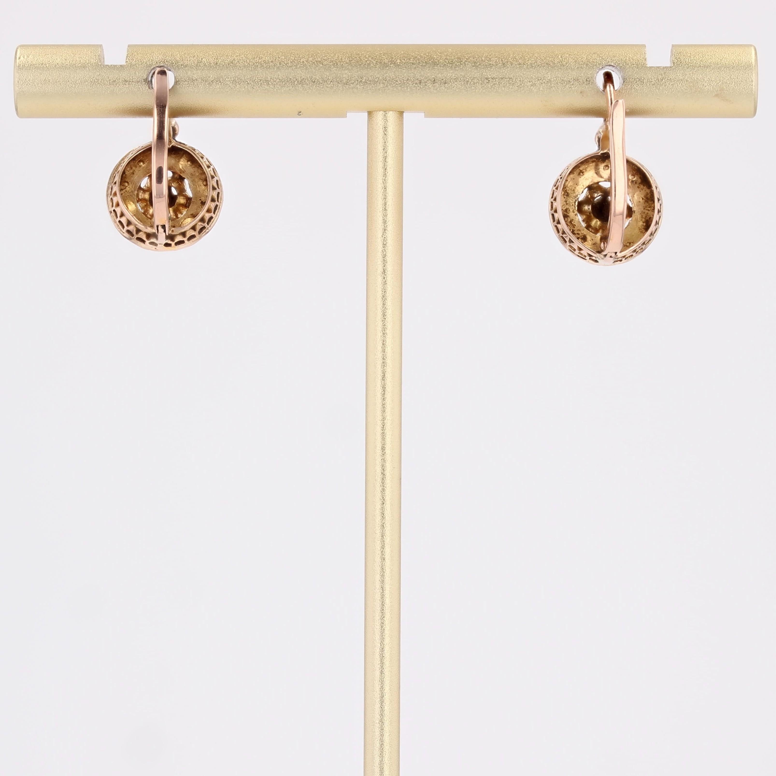 Pendientes de palanca de oro rosa de 18 quilates con perlas finas francesas del siglo XX en venta 6