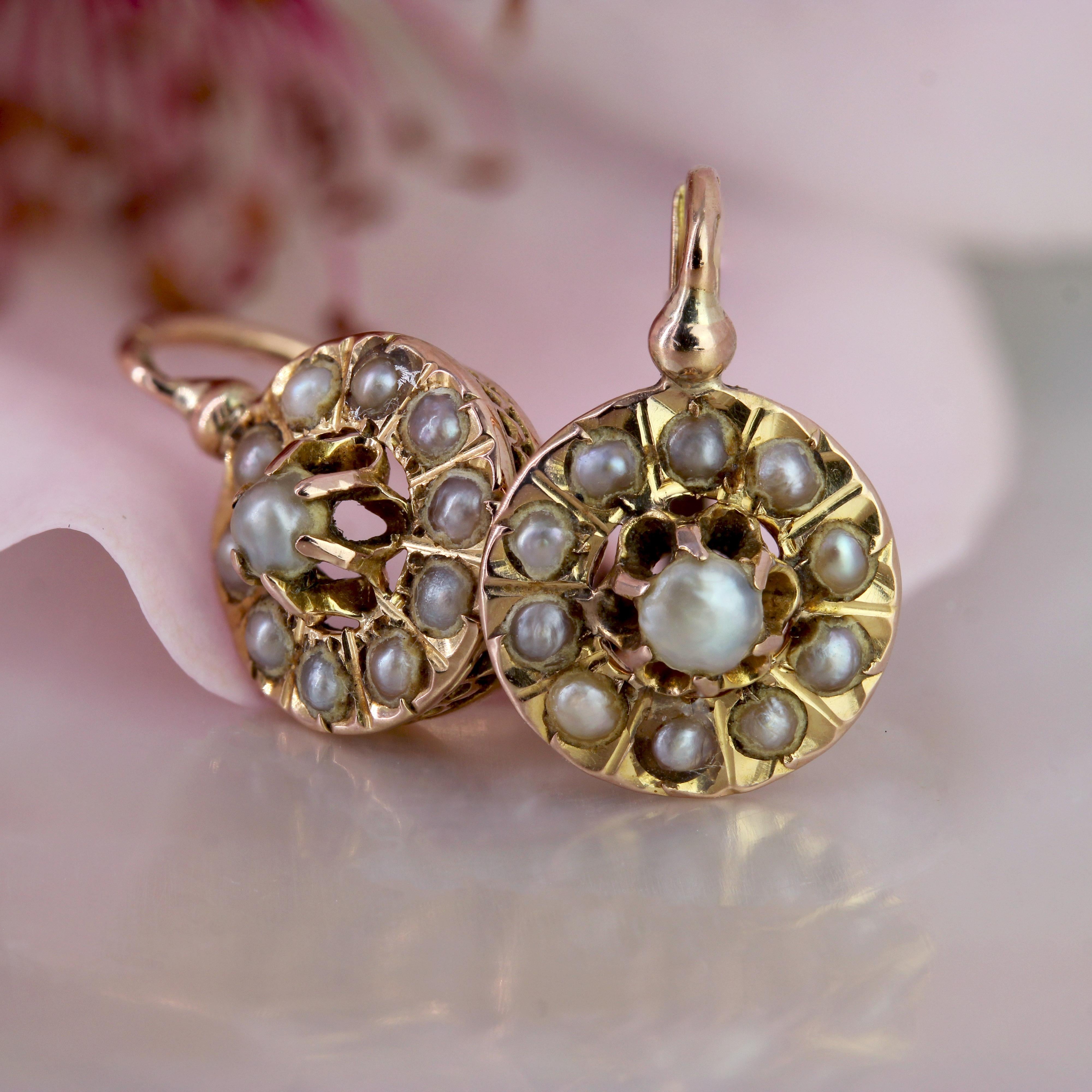 Pendientes de palanca de oro rosa de 18 quilates con perlas finas francesas del siglo XX Belle Époque en venta