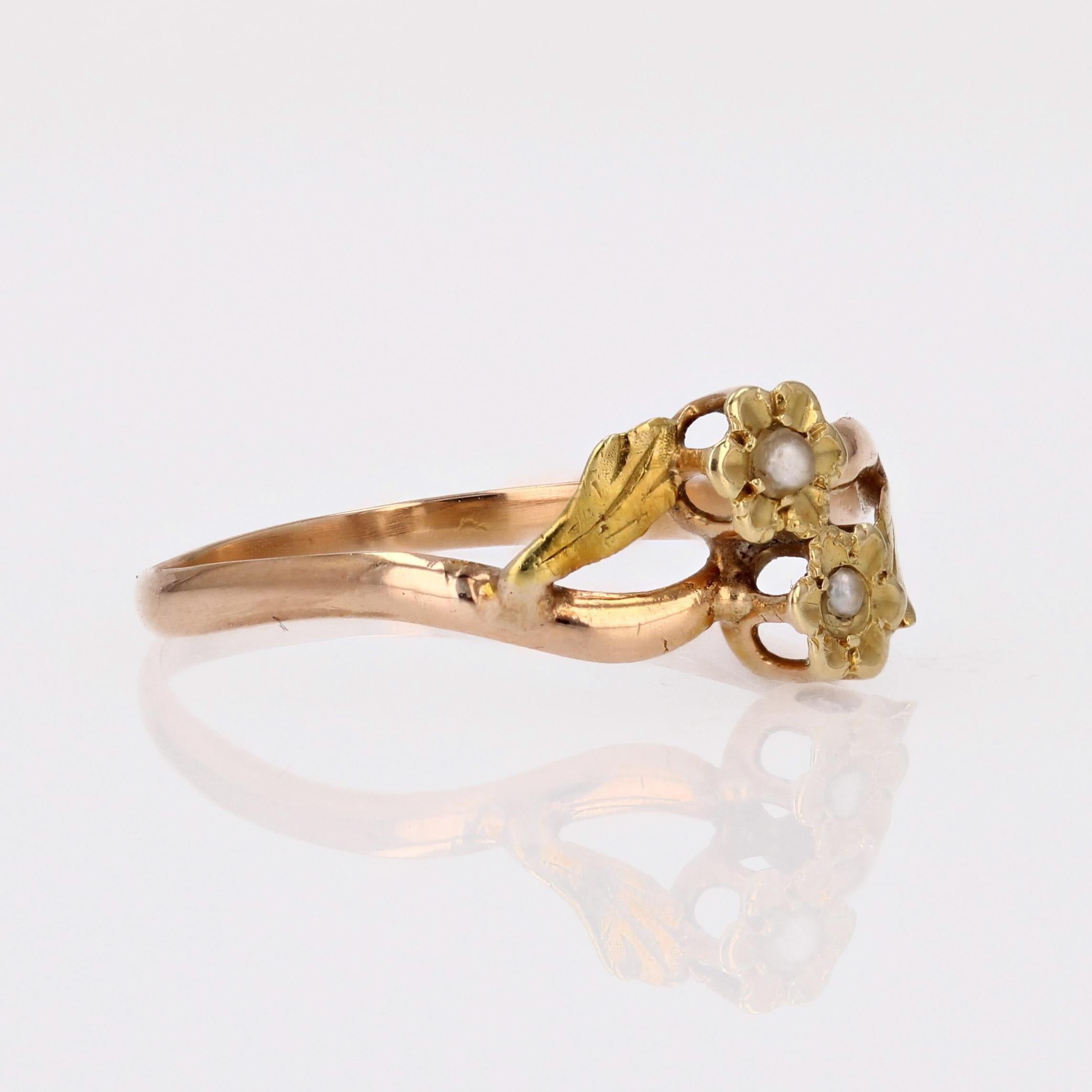 Belle Époque French 20th Century Fine Pearls 18 Karat Yellow Rose Gold You and Me Ring For Sale
