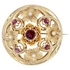French, 20th Century Garnet Fine Pearl Brooch or jaune 18 carats