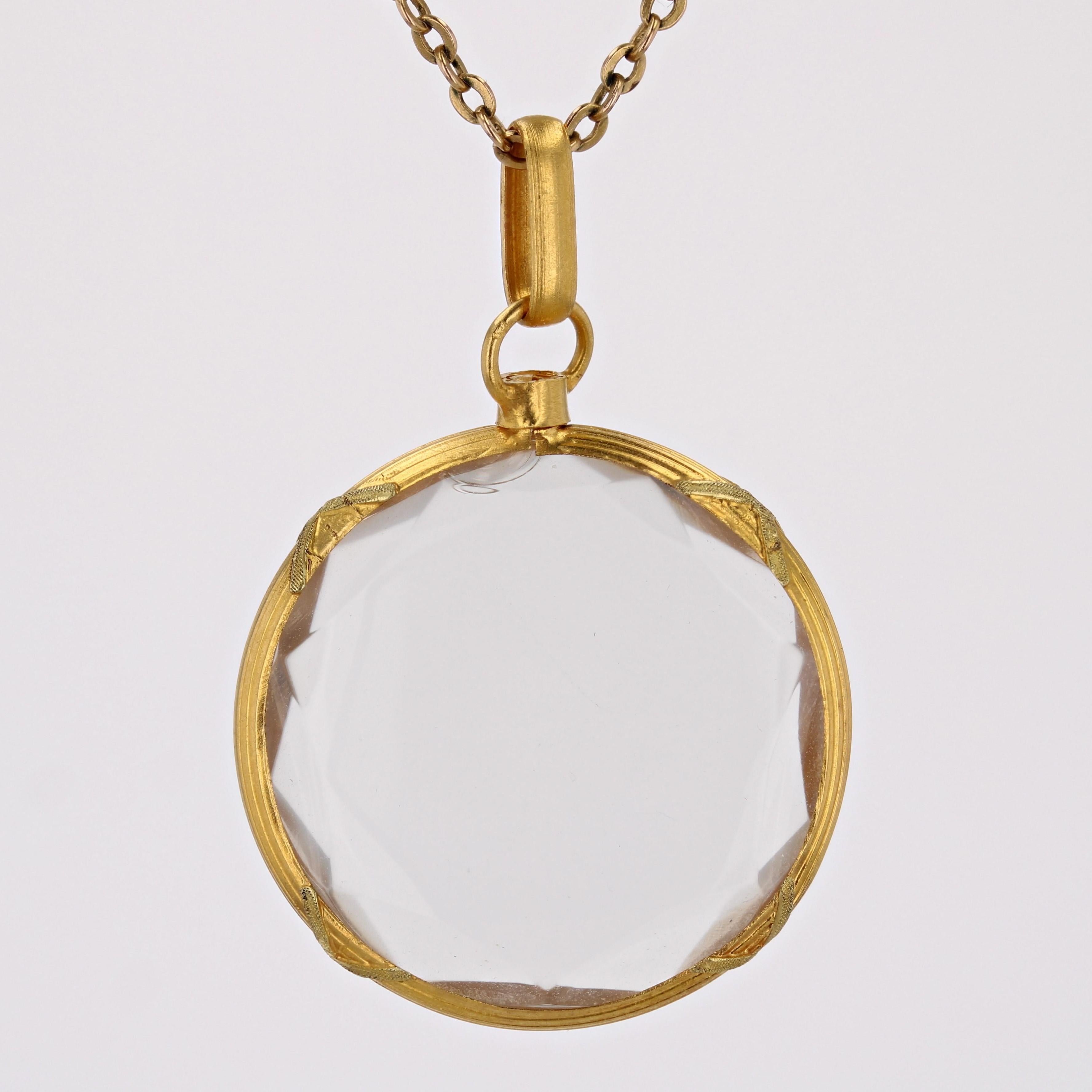 French 20th Century Glass 18 Karat Yellow Gold Locket Pendant In Fair Condition For Sale In Poitiers, FR