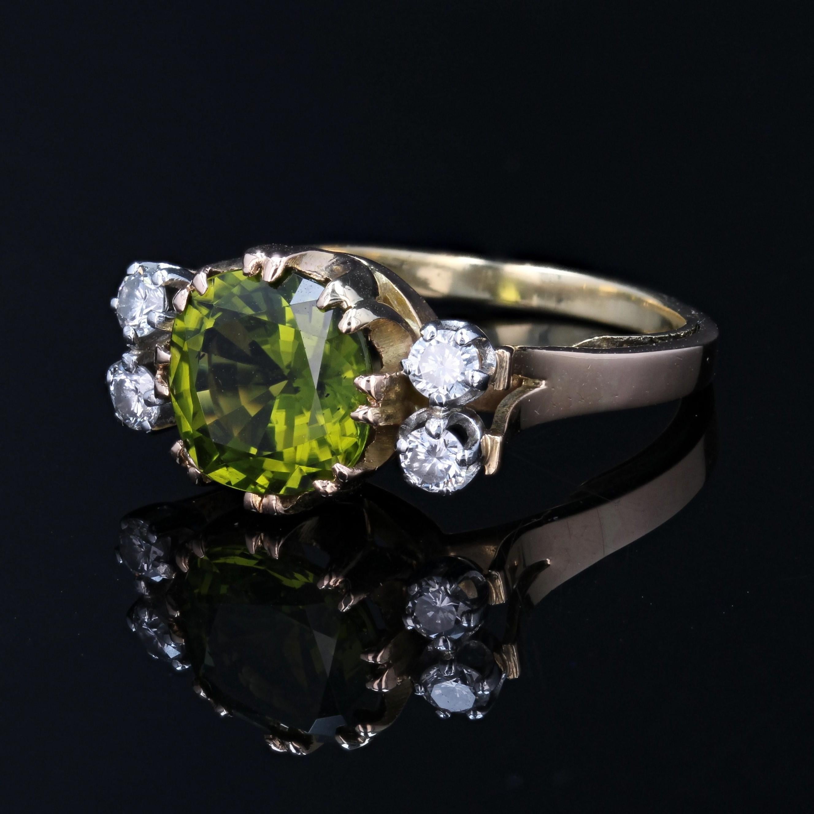 Women's French 20th Century Joseph Legrand Peridot Diamonds 18 Karat Yellow Gold Ring For Sale