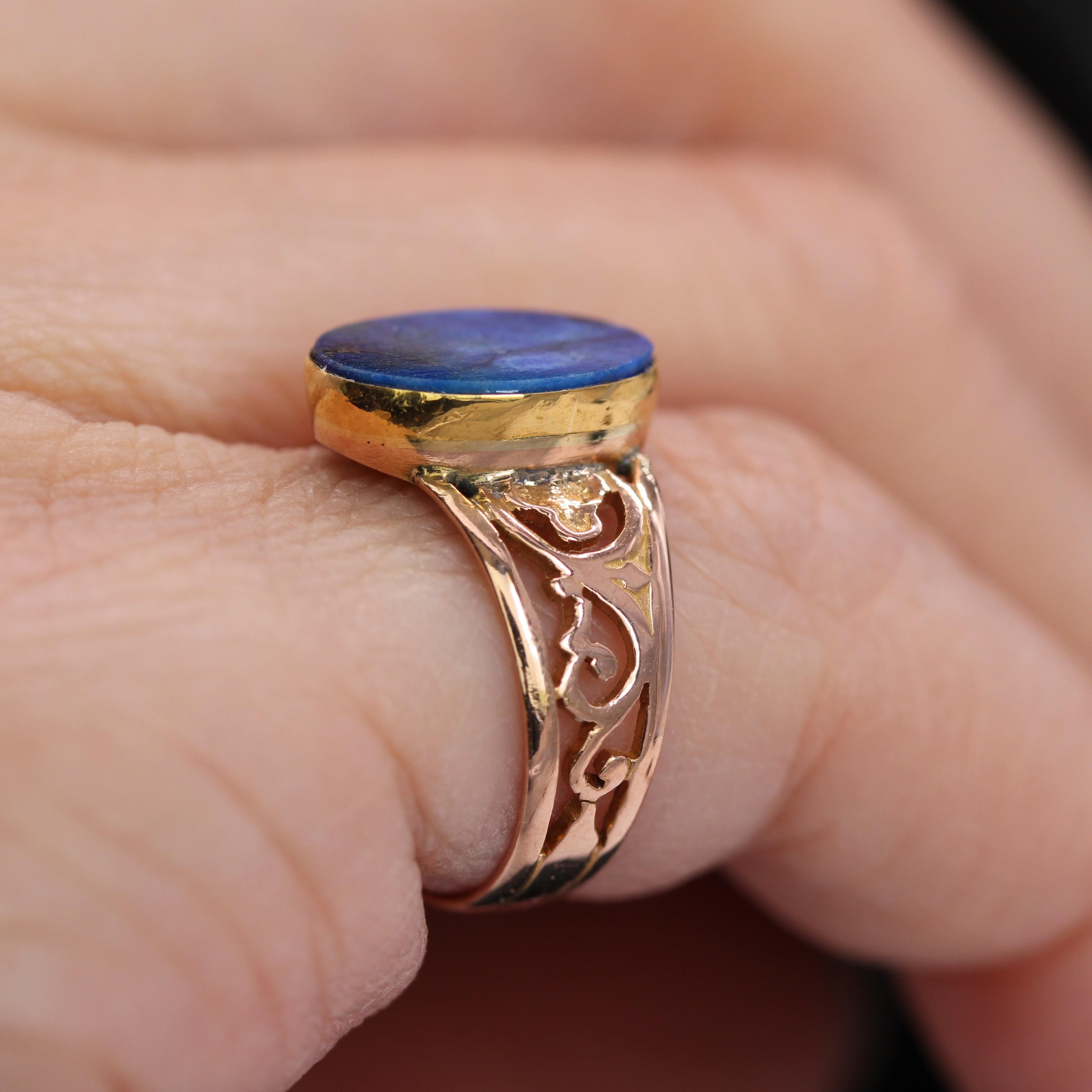 Anello con firma in oro rosa 18 carati con lapislazzuli del XX secolo francese in vendita 7