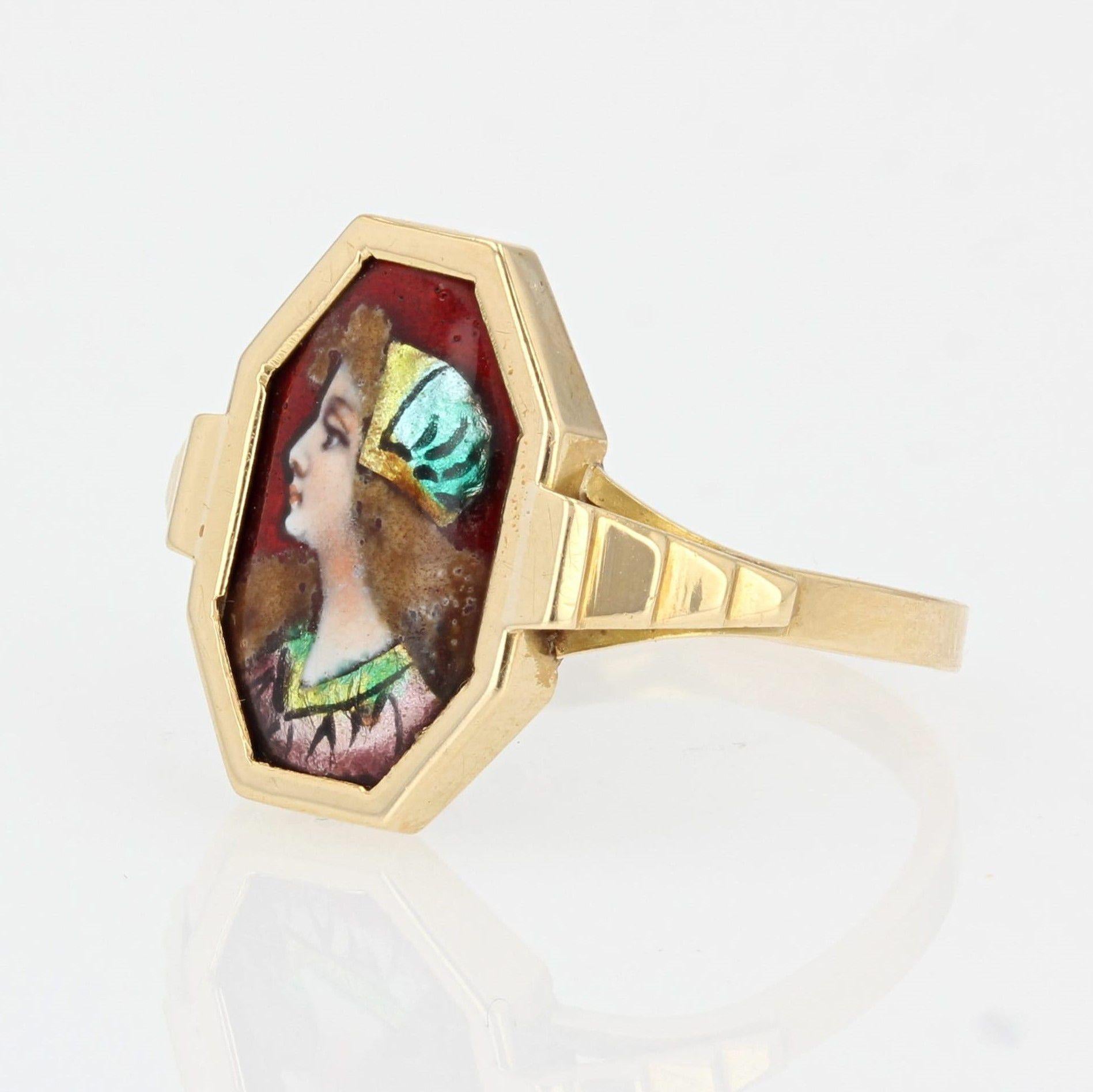 Belle Époque French 20th Century Limoges Enamel 18 Karat Yellow Gold Ring