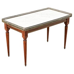 Table basse française du 20ème siècle de style Louis XVI