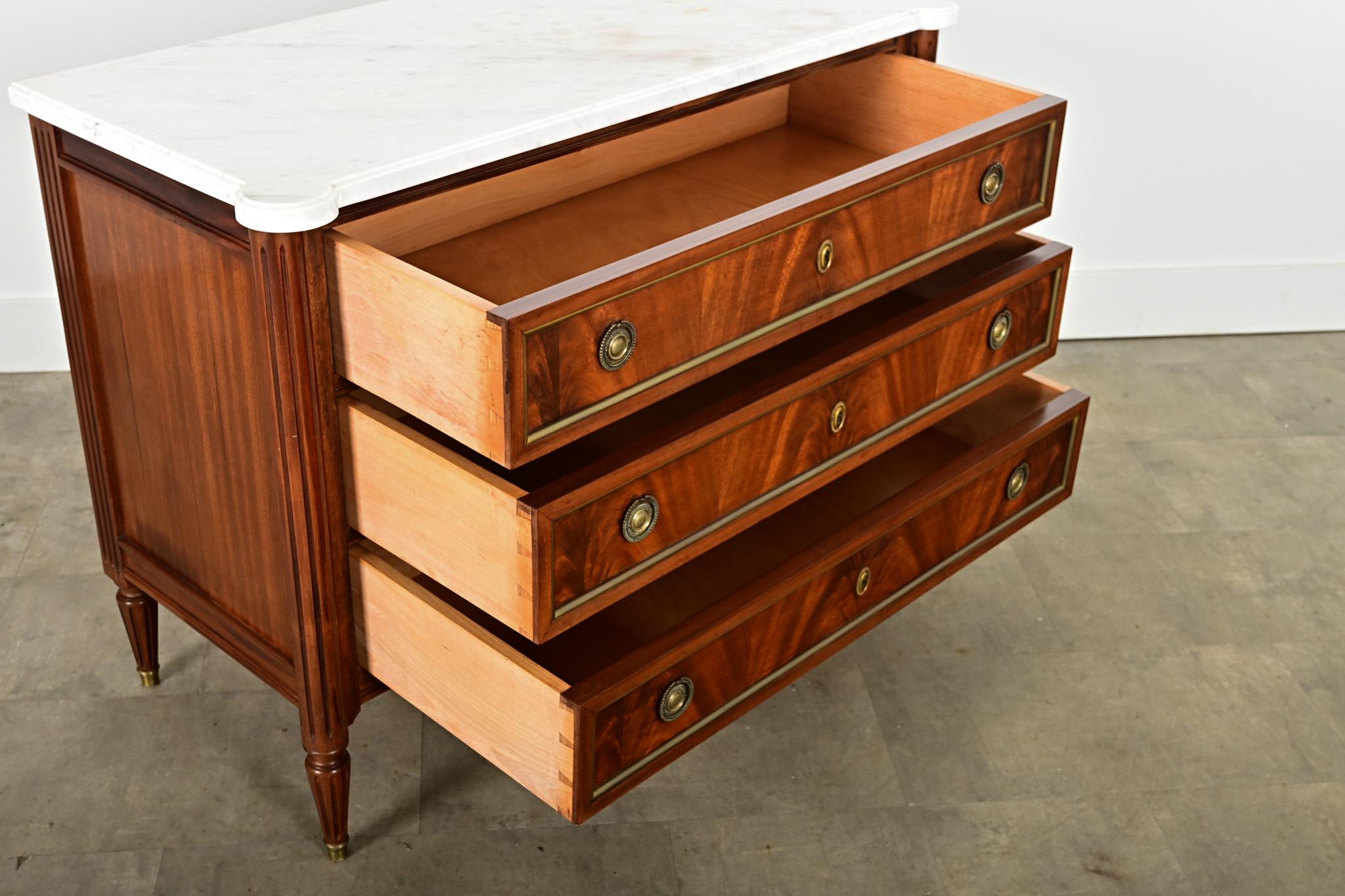 French 20th Century Louis XVI Style Commode For Sale 2